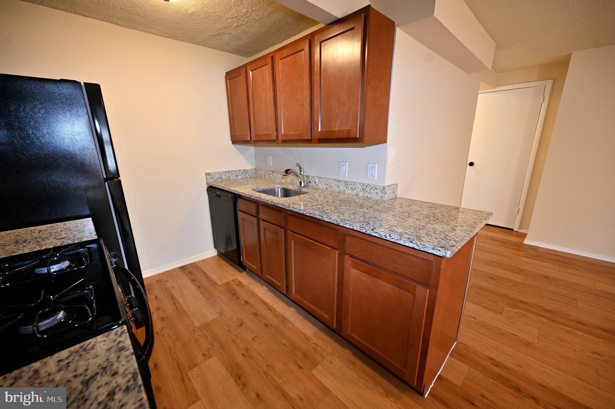 LANDOVER - Residential