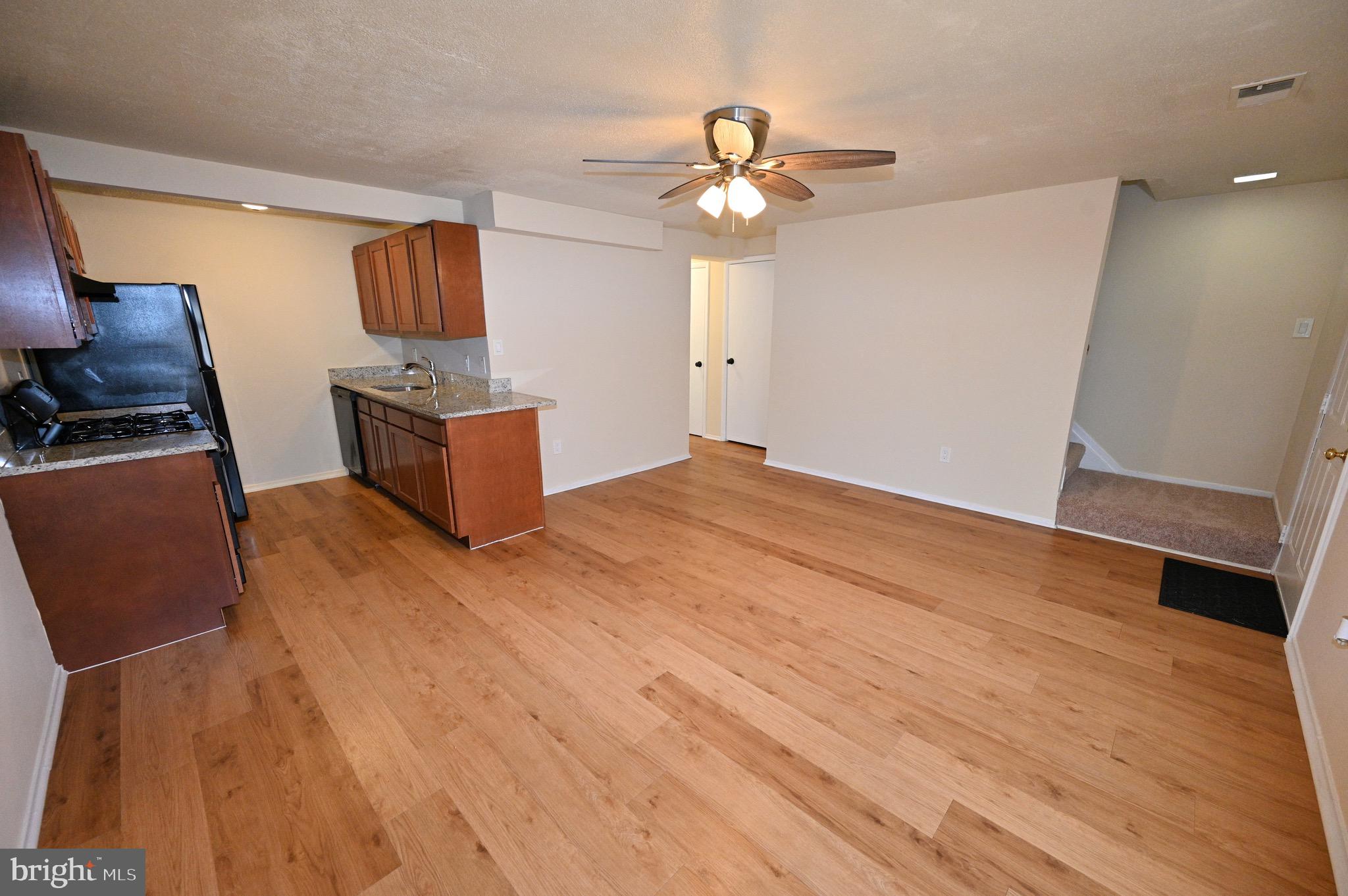 1825 VILLAGE GREEN DRIVE