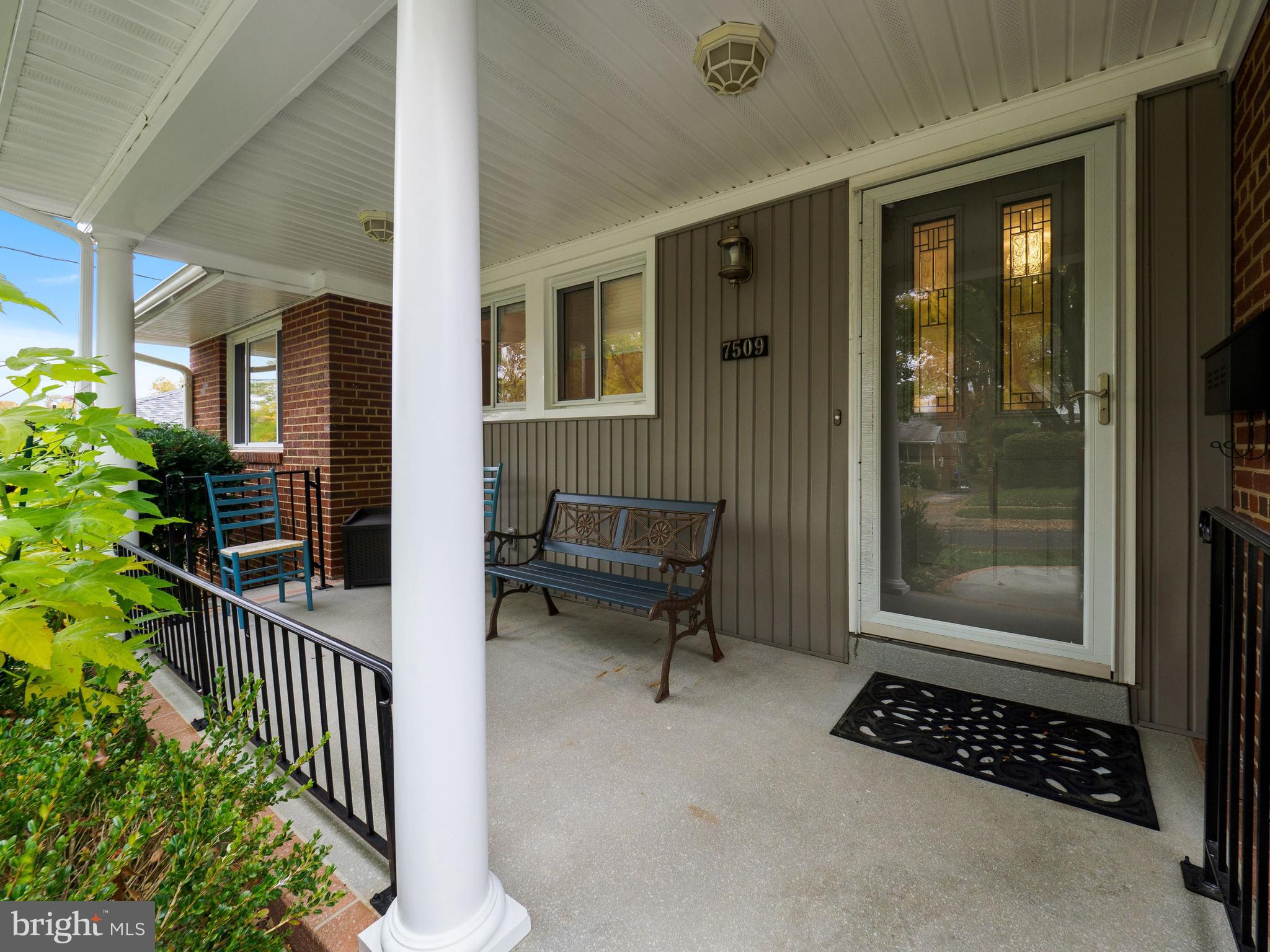 OAKWOOD KNOLLS - Residential Lease