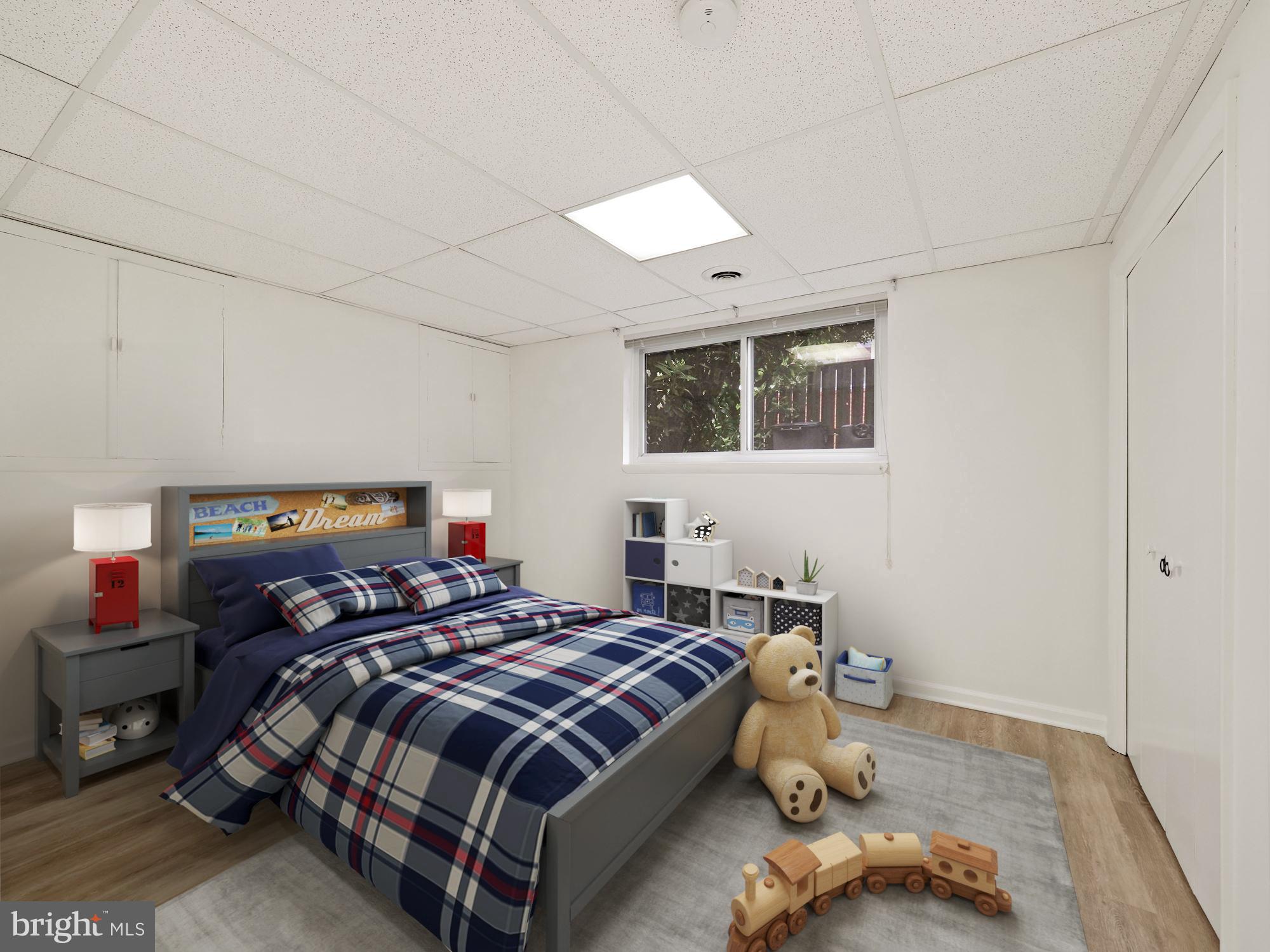 OAKWOOD KNOLLS - Residential Lease