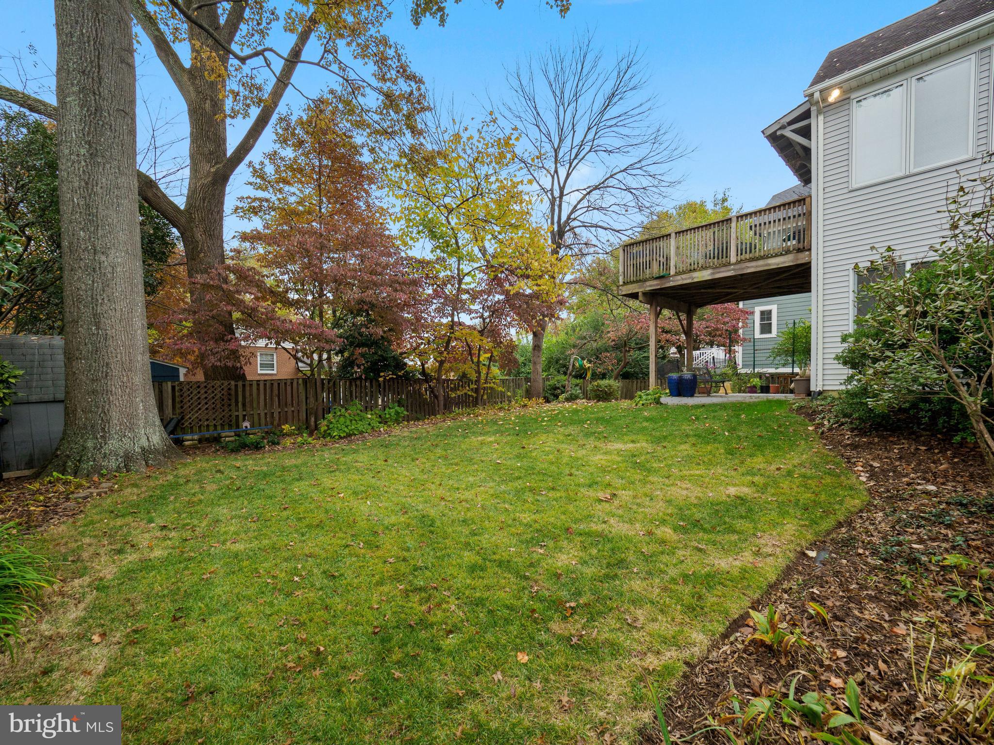 OAKWOOD KNOLLS - Residential Lease