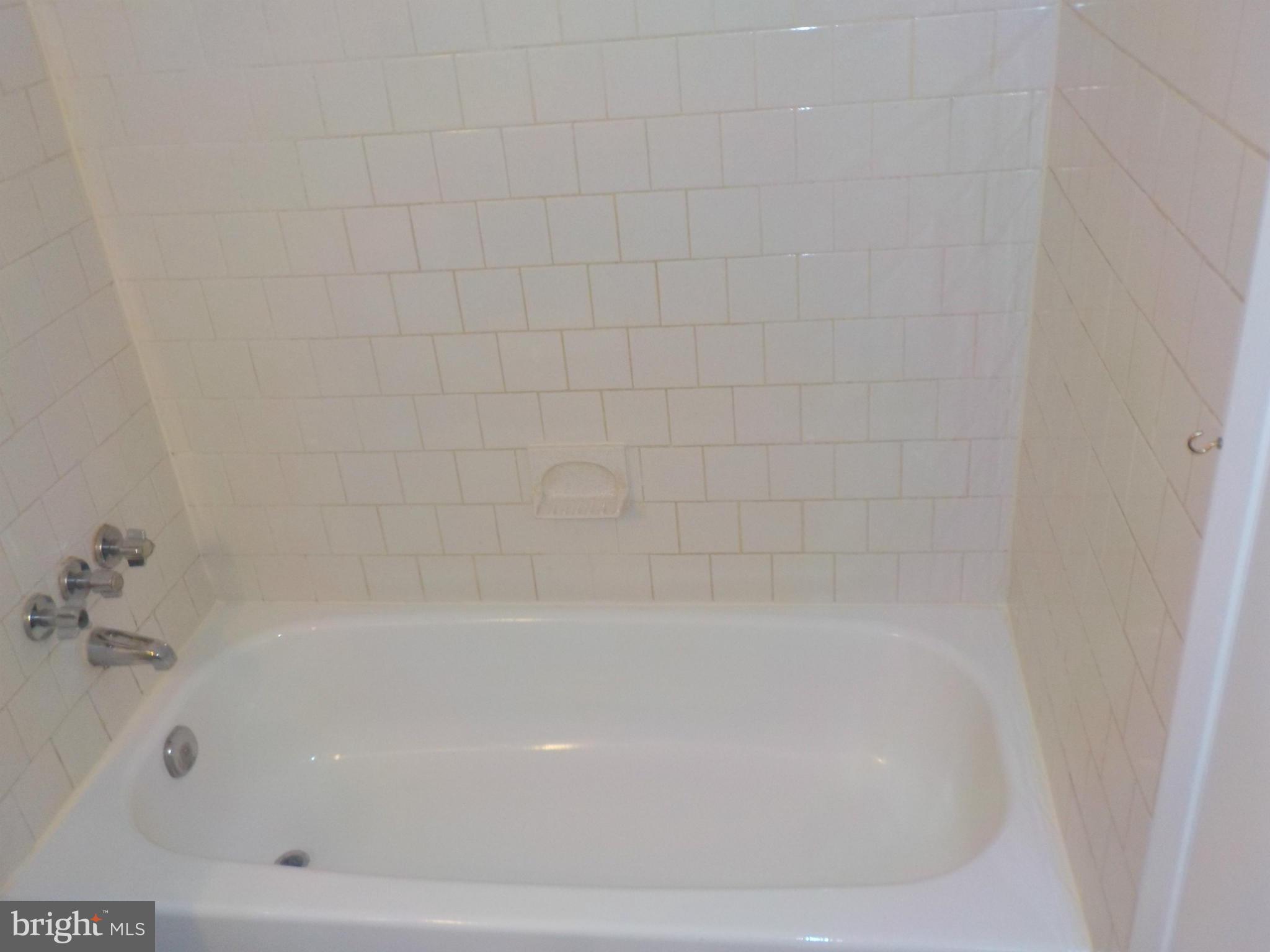 PINEY RIDGE VILLAGE - Residential Lease