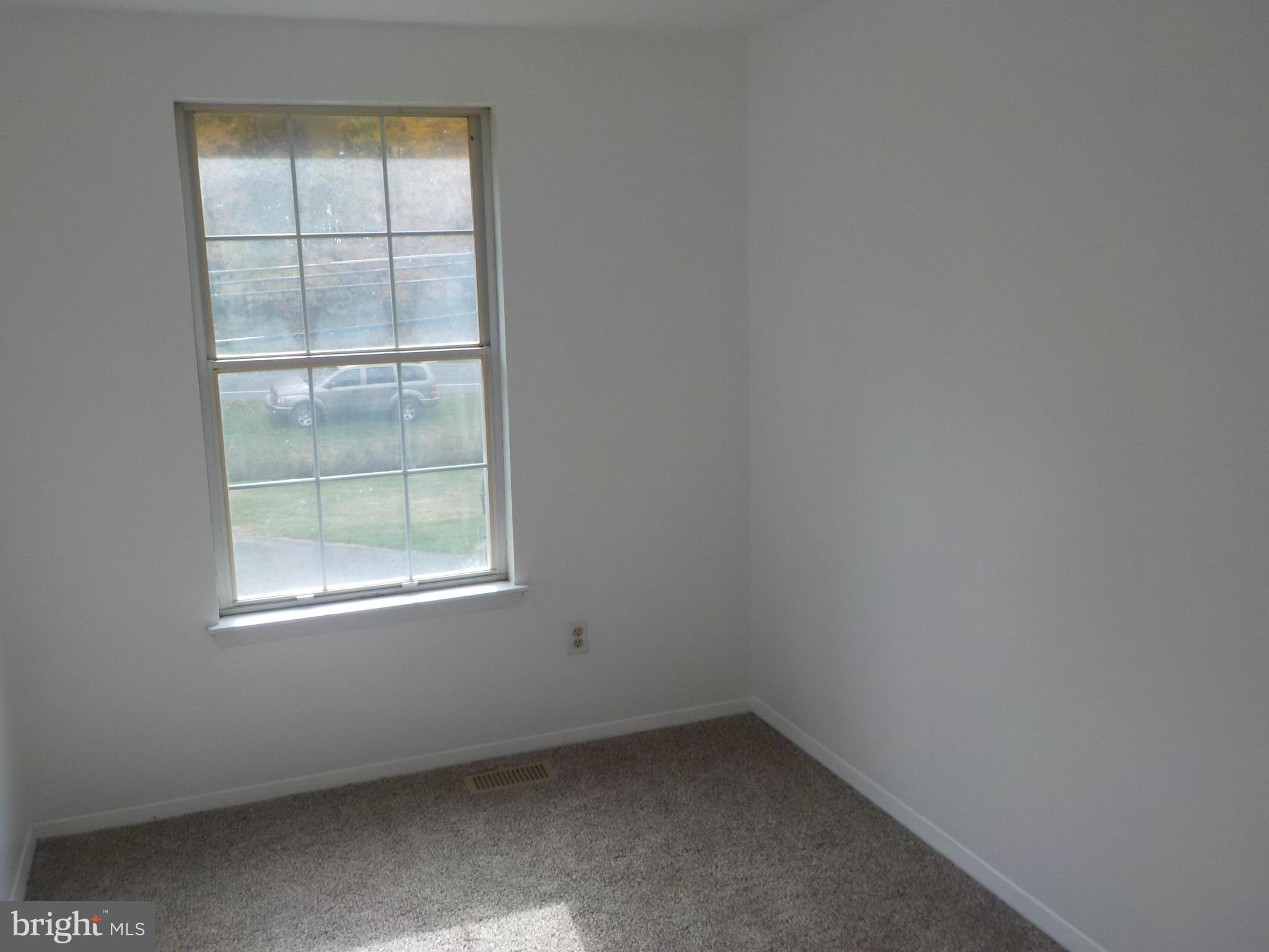 PINEY RIDGE VILLAGE - Residential Lease