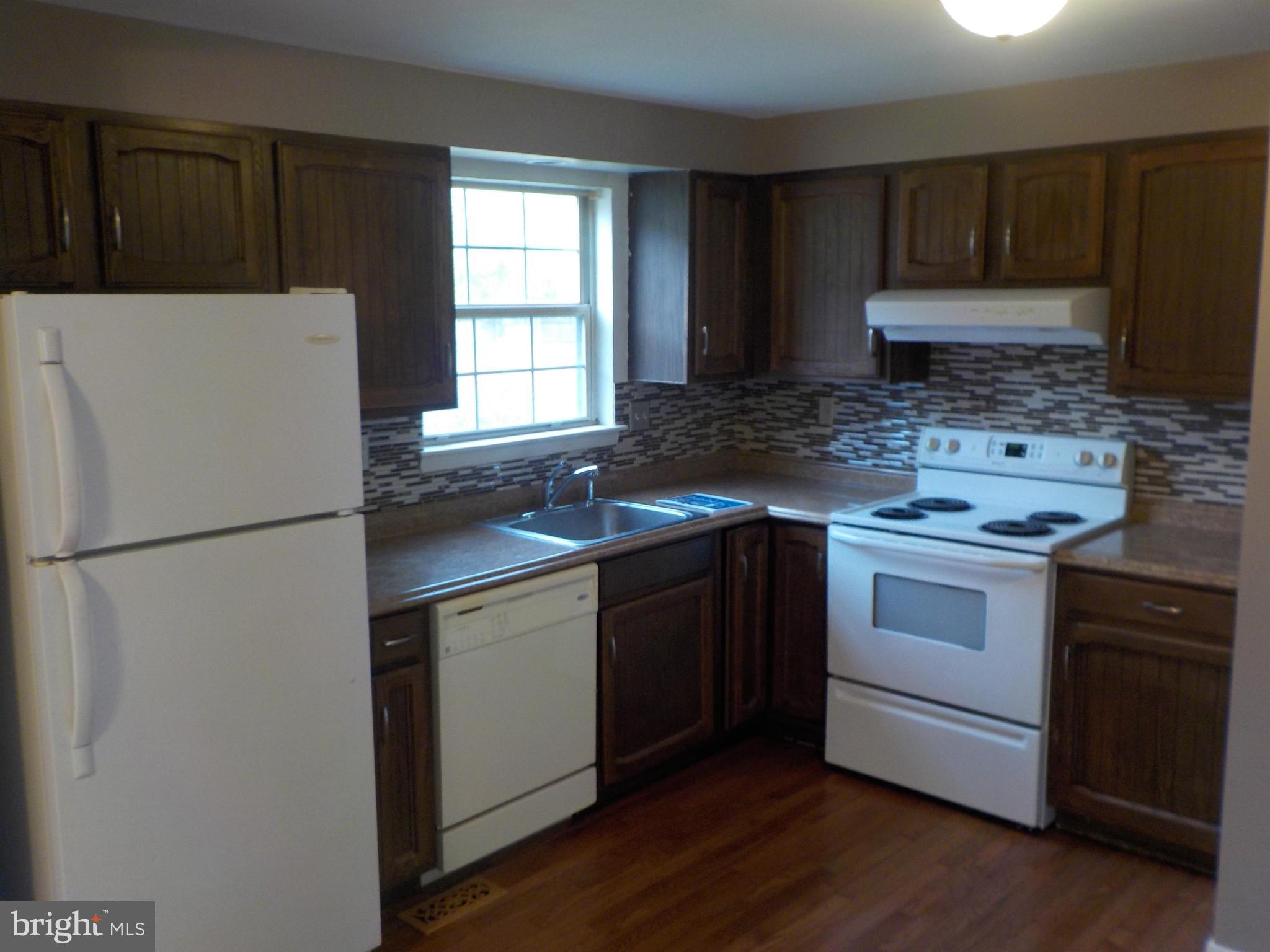 PINEY RIDGE VILLAGE - Residential Lease