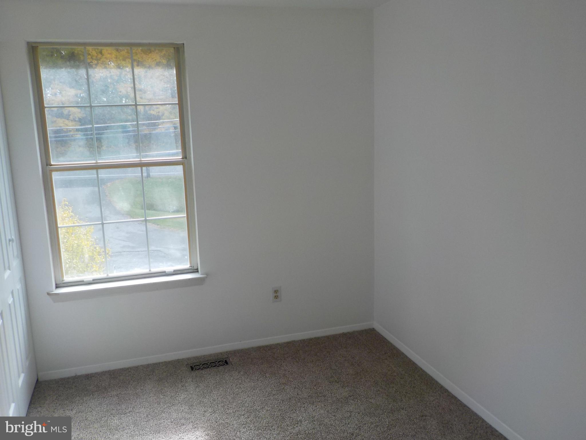 PINEY RIDGE VILLAGE - Residential Lease