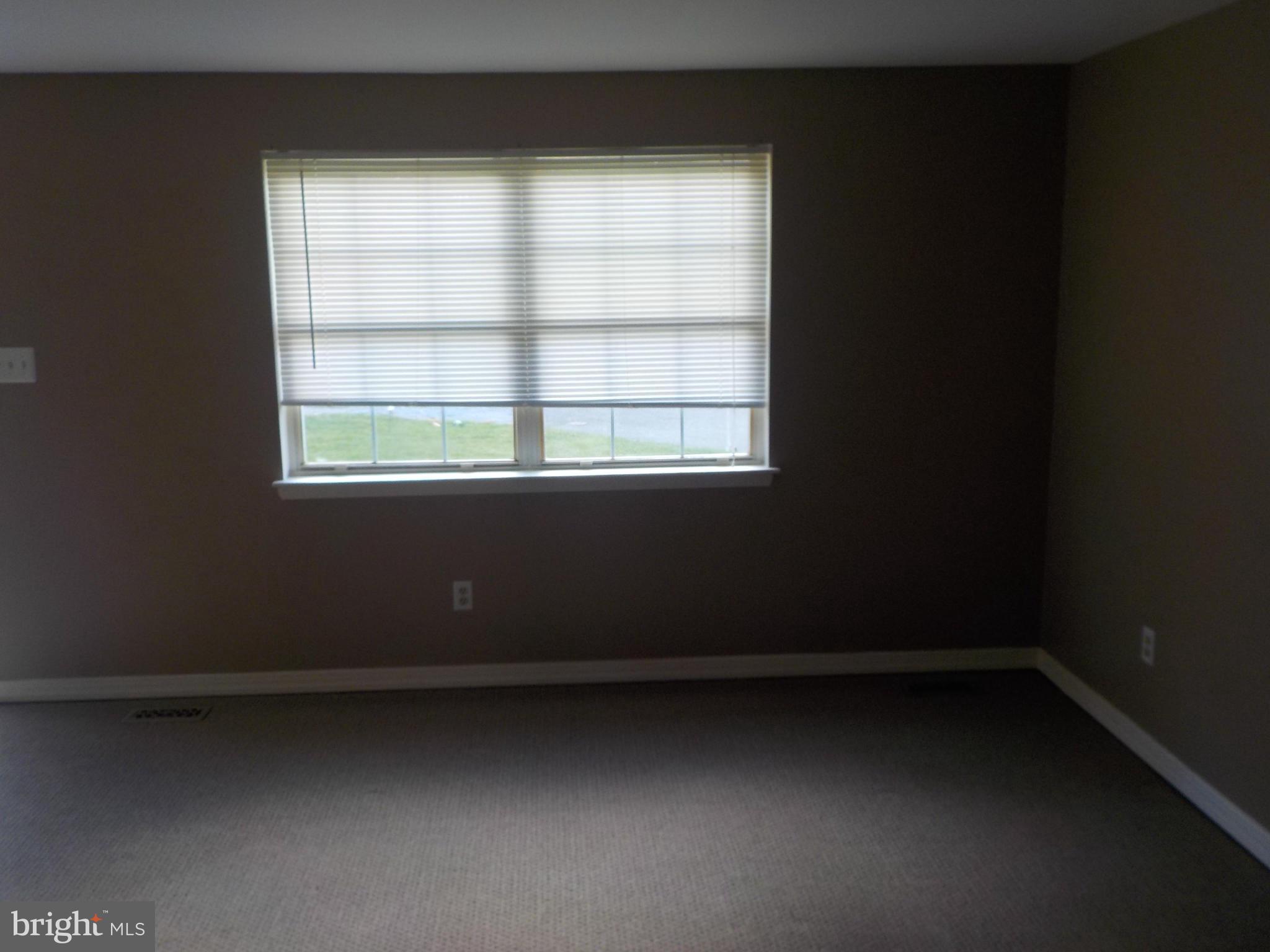 PINEY RIDGE VILLAGE - Residential Lease