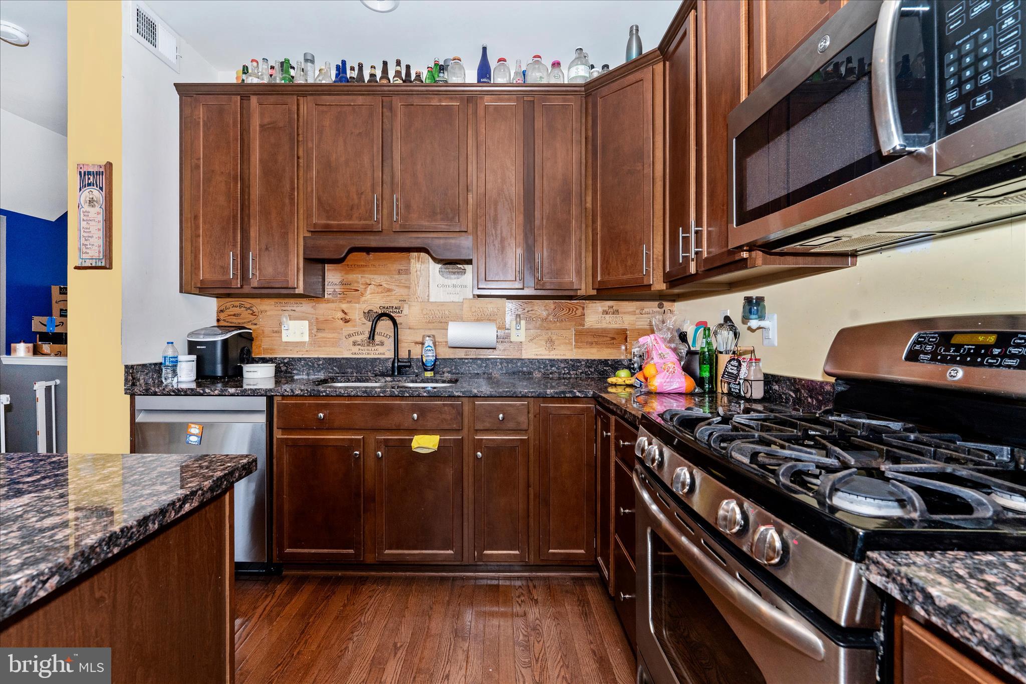 BRINKLEY MANOR - Residential