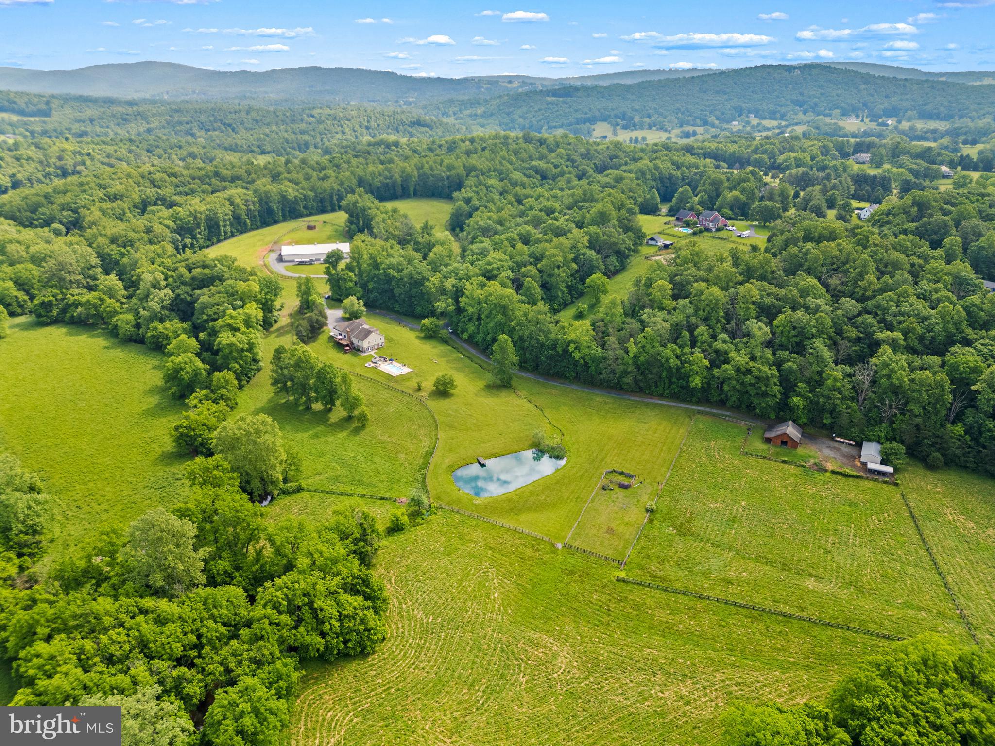 ROLLING GREEN - Farm