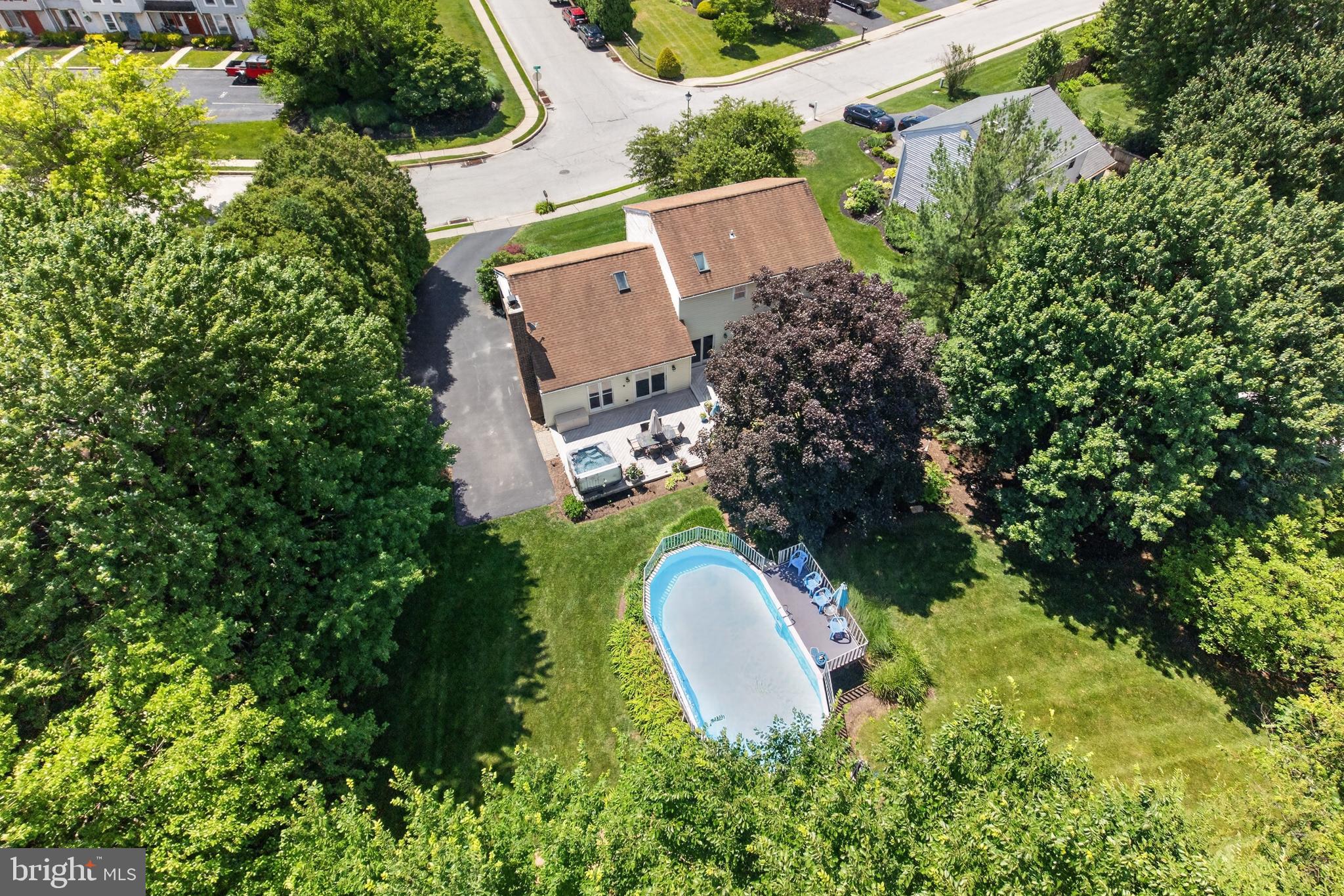 1110 ROSS LANE