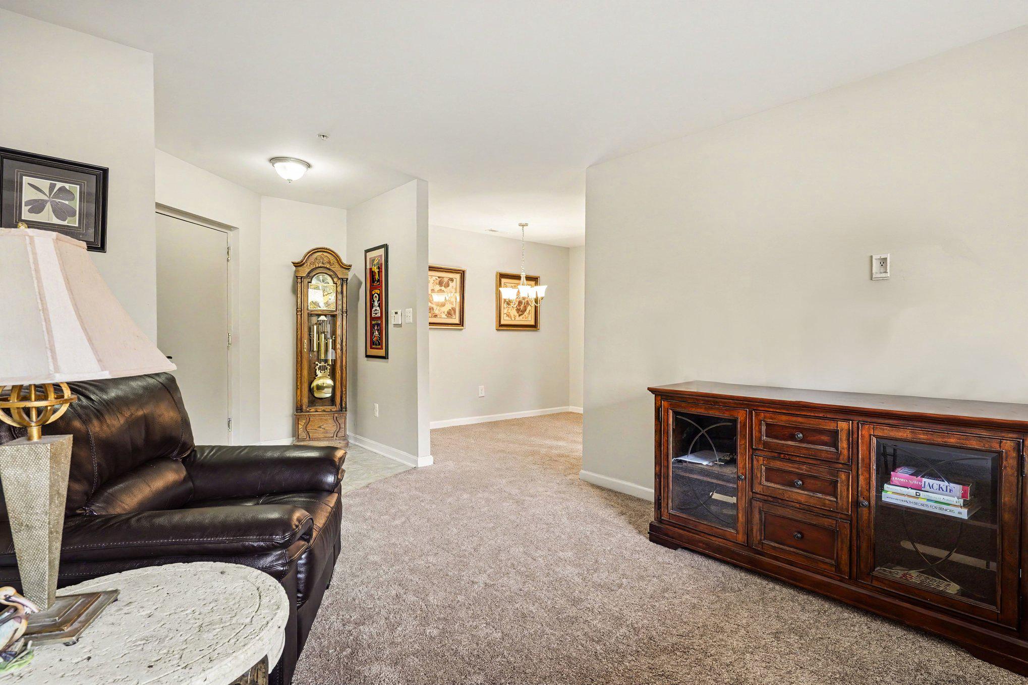 12 JULIET LANE 104
