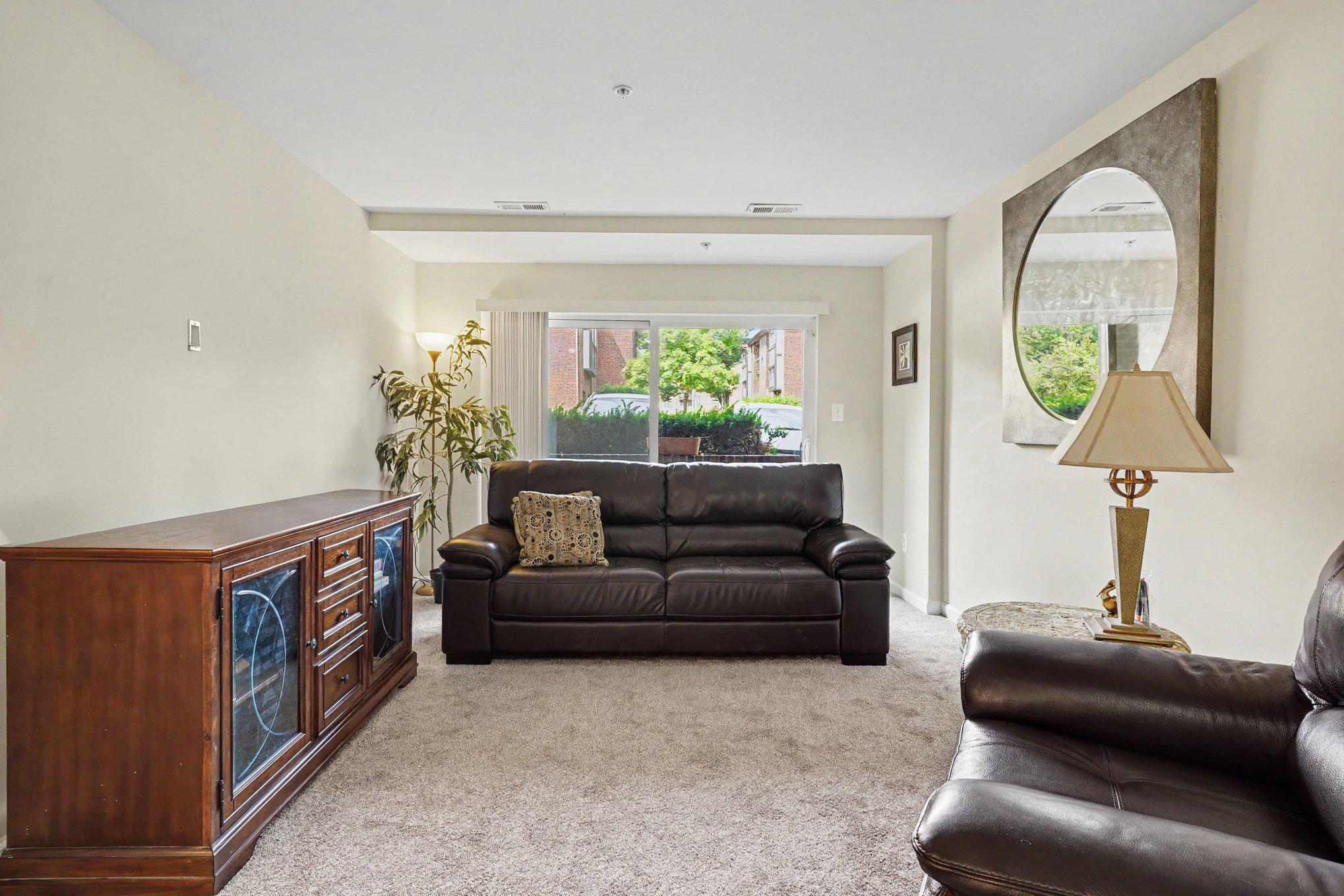 12 JULIET LANE 104