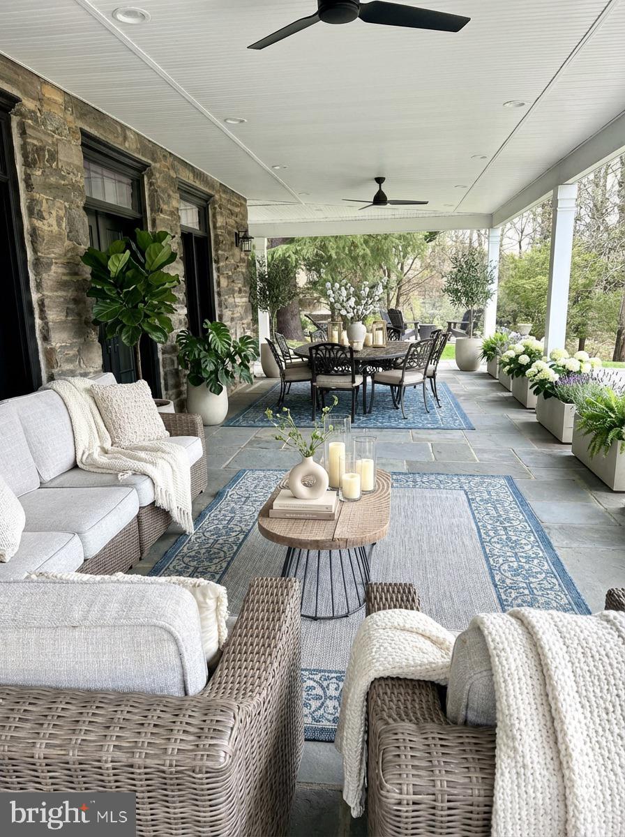 CHESTNUT HILL - Residential