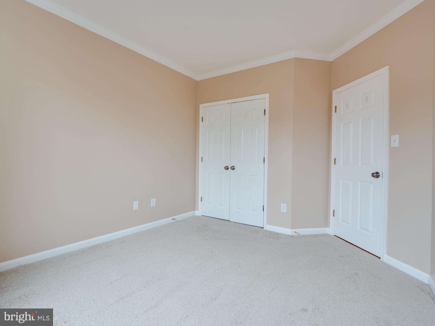 MANORS AT STONEGATE - Residential