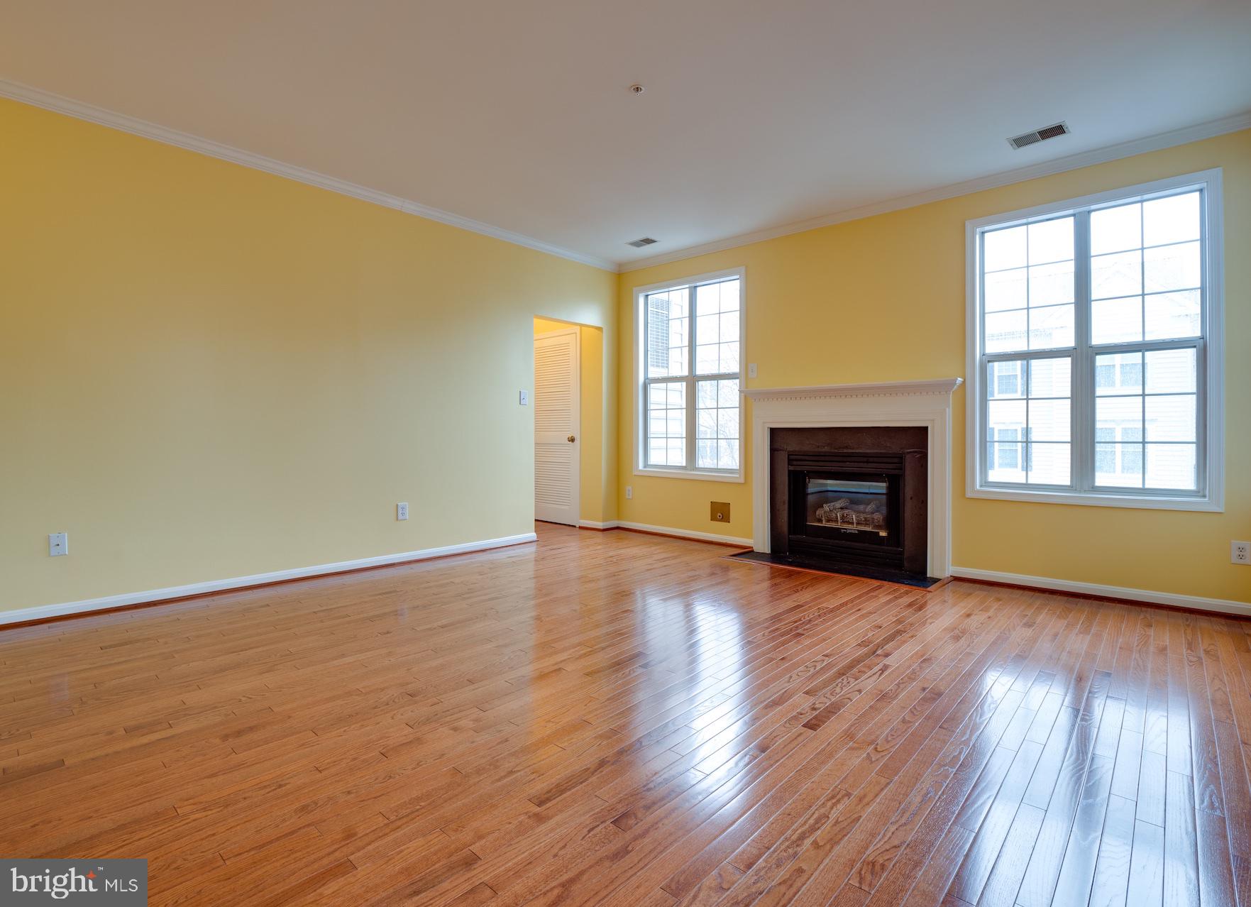 MANORS AT STONEGATE - Residential