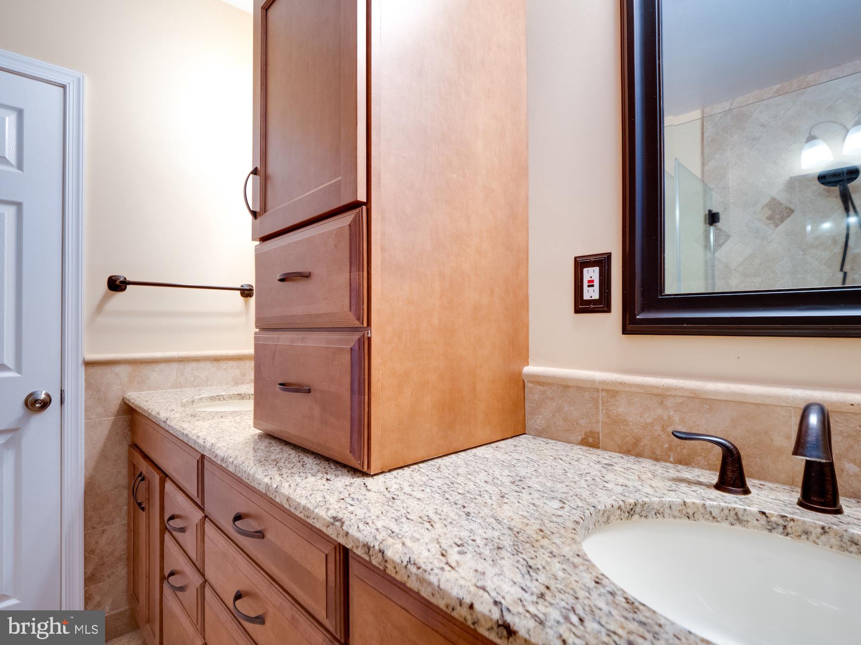 MANORS AT STONEGATE - Residential