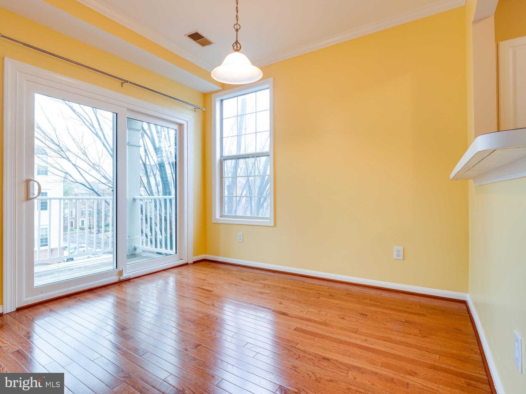 MANORS AT STONEGATE - Residential