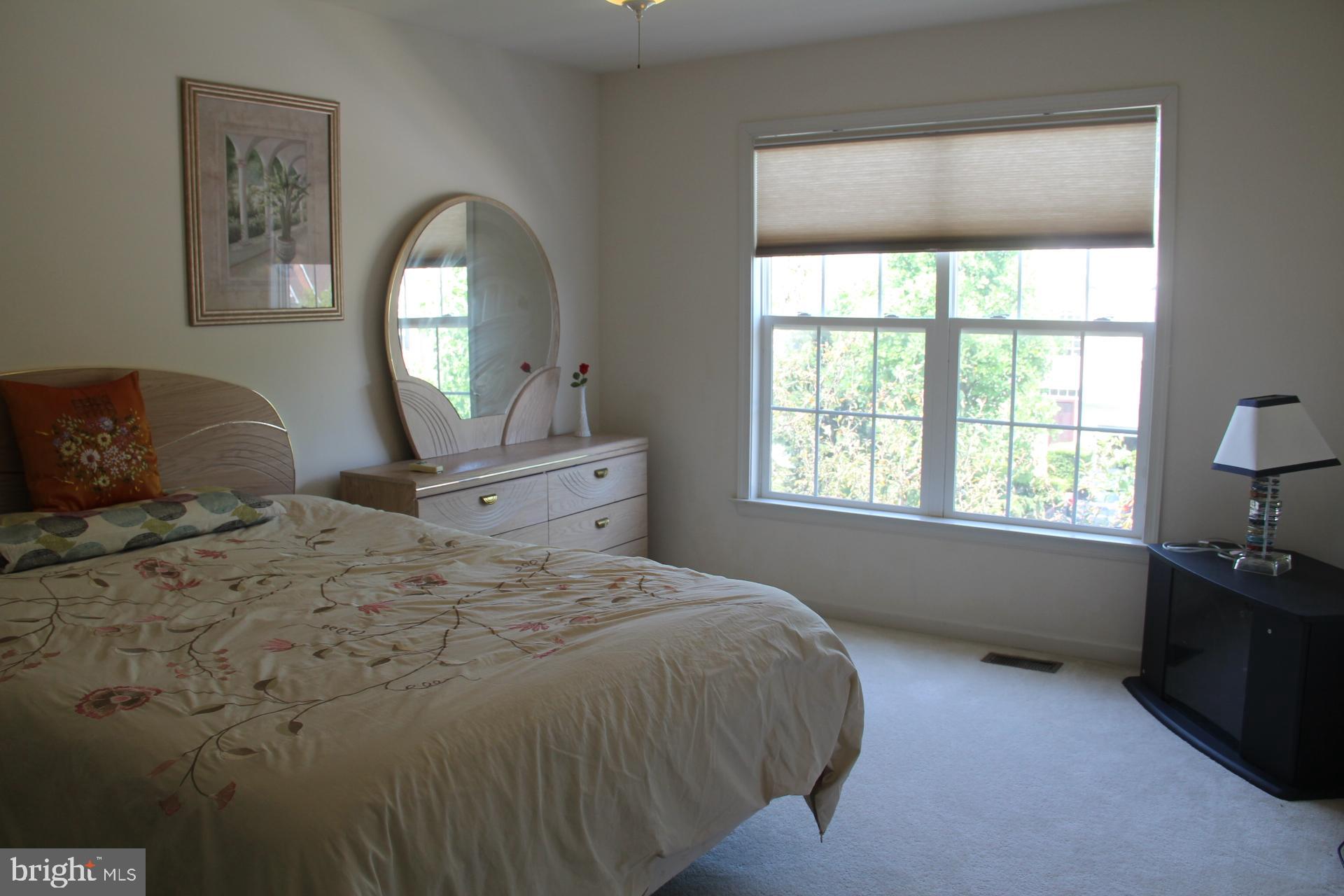 WHITELAND WOODS - Residential Lease