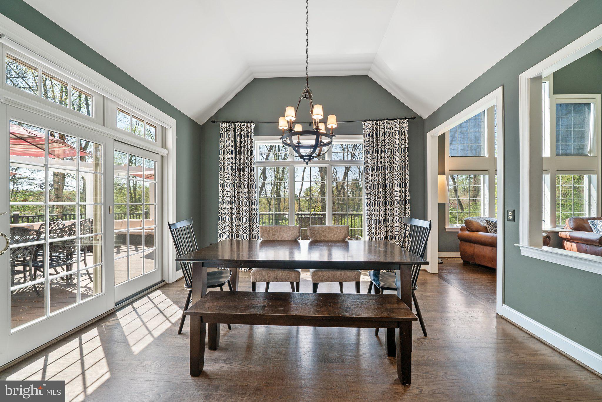 COTSWOLD ESTATES - Residential