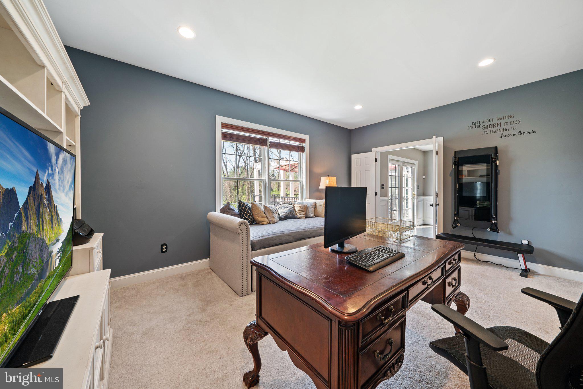 COTSWOLD ESTATES - Residential