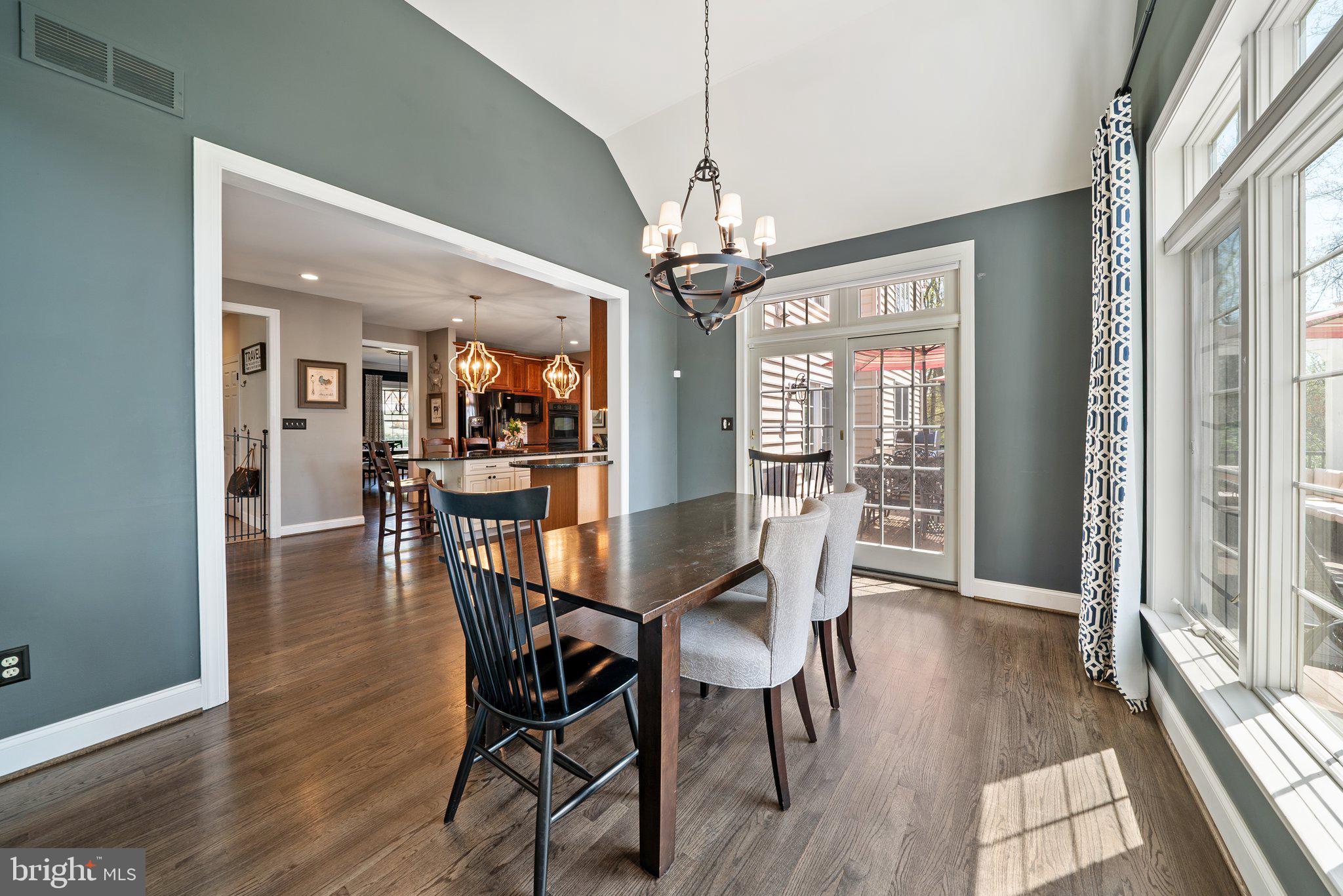 COTSWOLD ESTATES - Residential