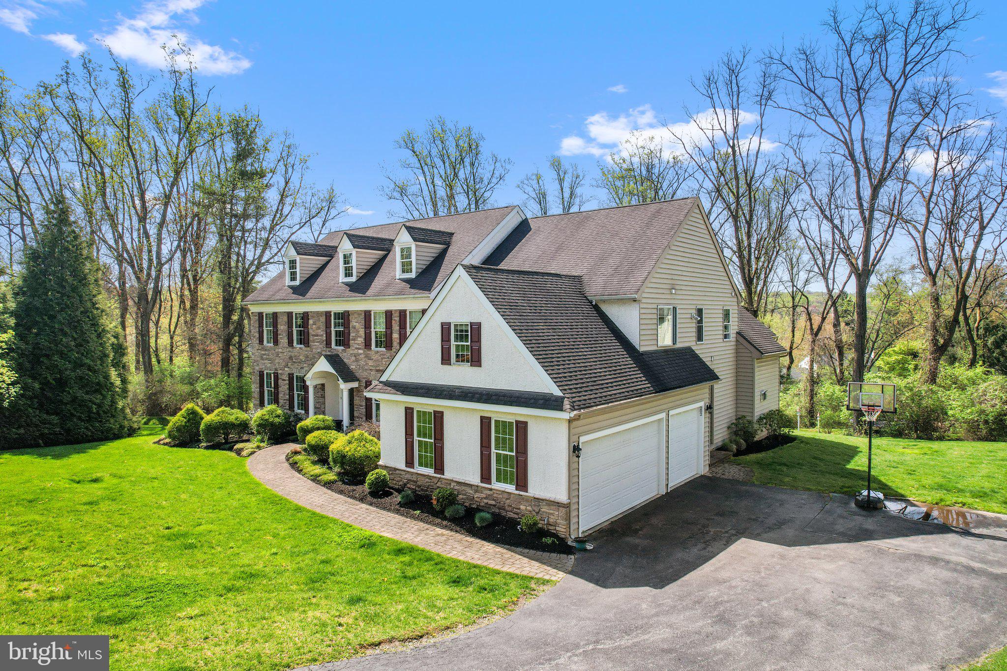 COTSWOLD ESTATES - Residential