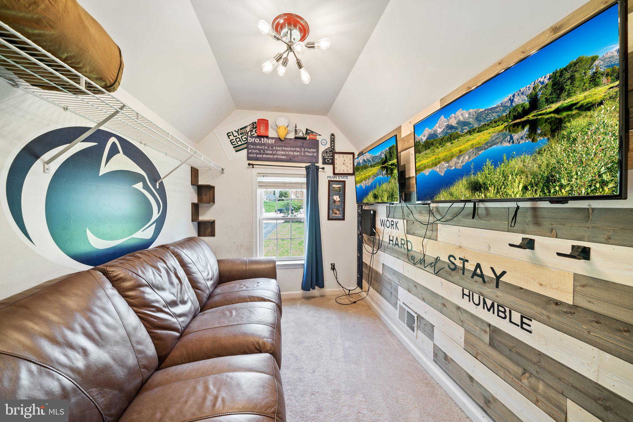 COTSWOLD ESTATES - Residential