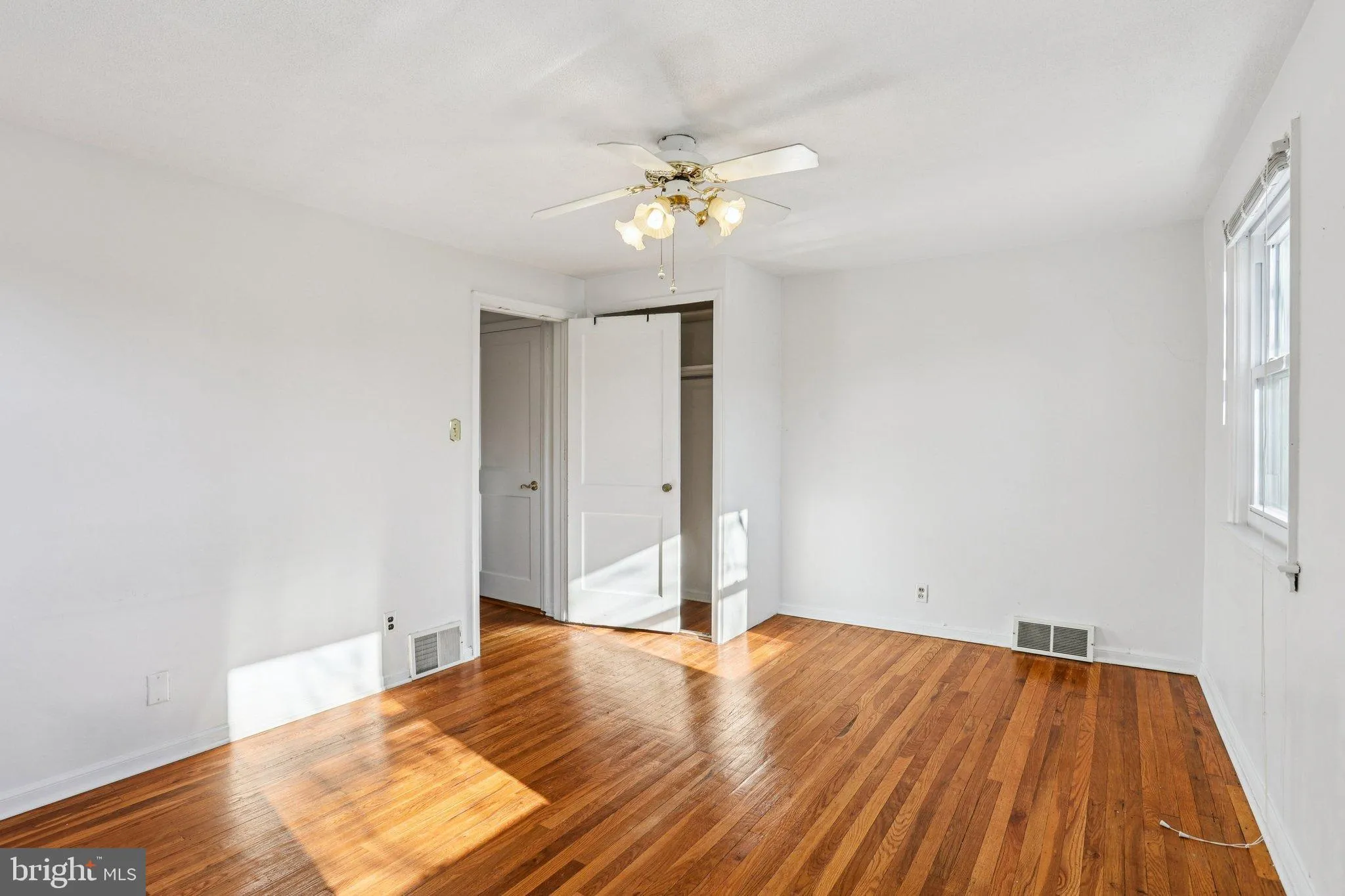 Philadelphia, Pennsylvania 19128, United States, 3 Bedrooms Bedrooms, ,2 BathroomsBathrooms,Residential,Active,251195