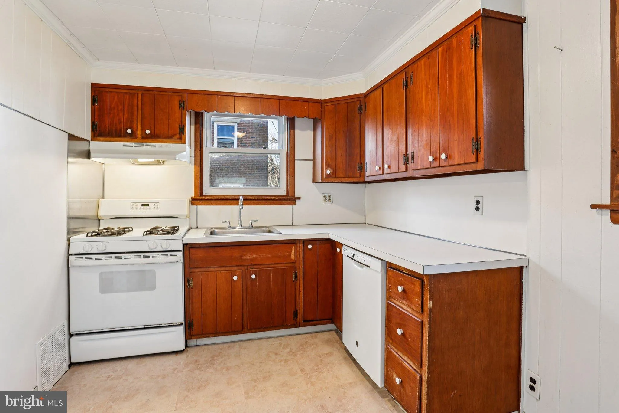 Philadelphia, Pennsylvania 19128, United States, 3 Bedrooms Bedrooms, ,2 BathroomsBathrooms,Residential,Active,251195