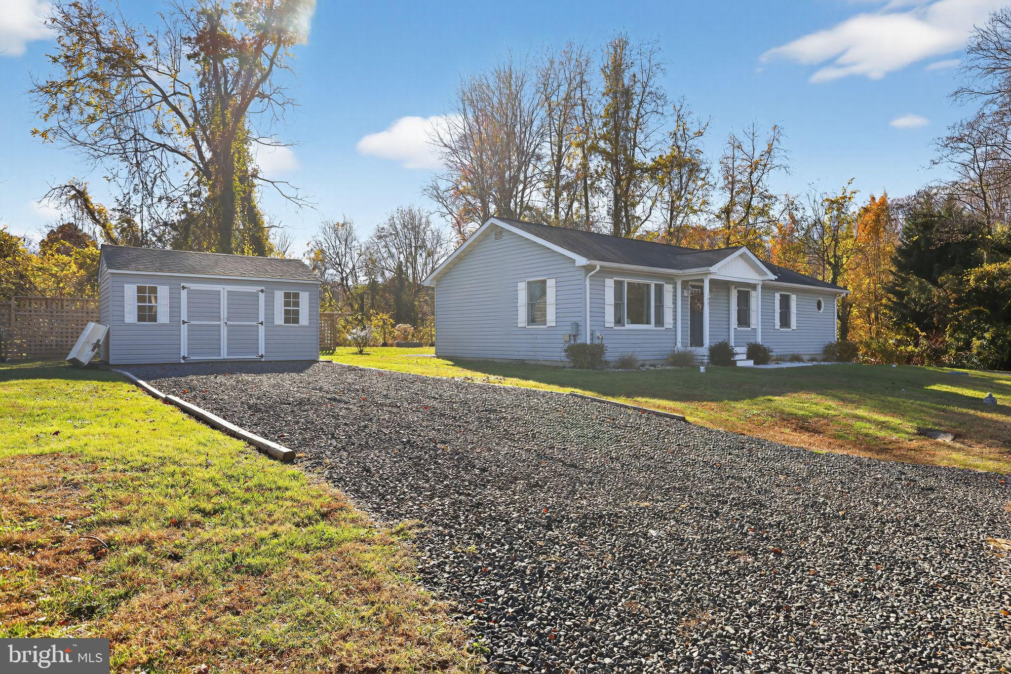 CEDAR BEACH - Residential