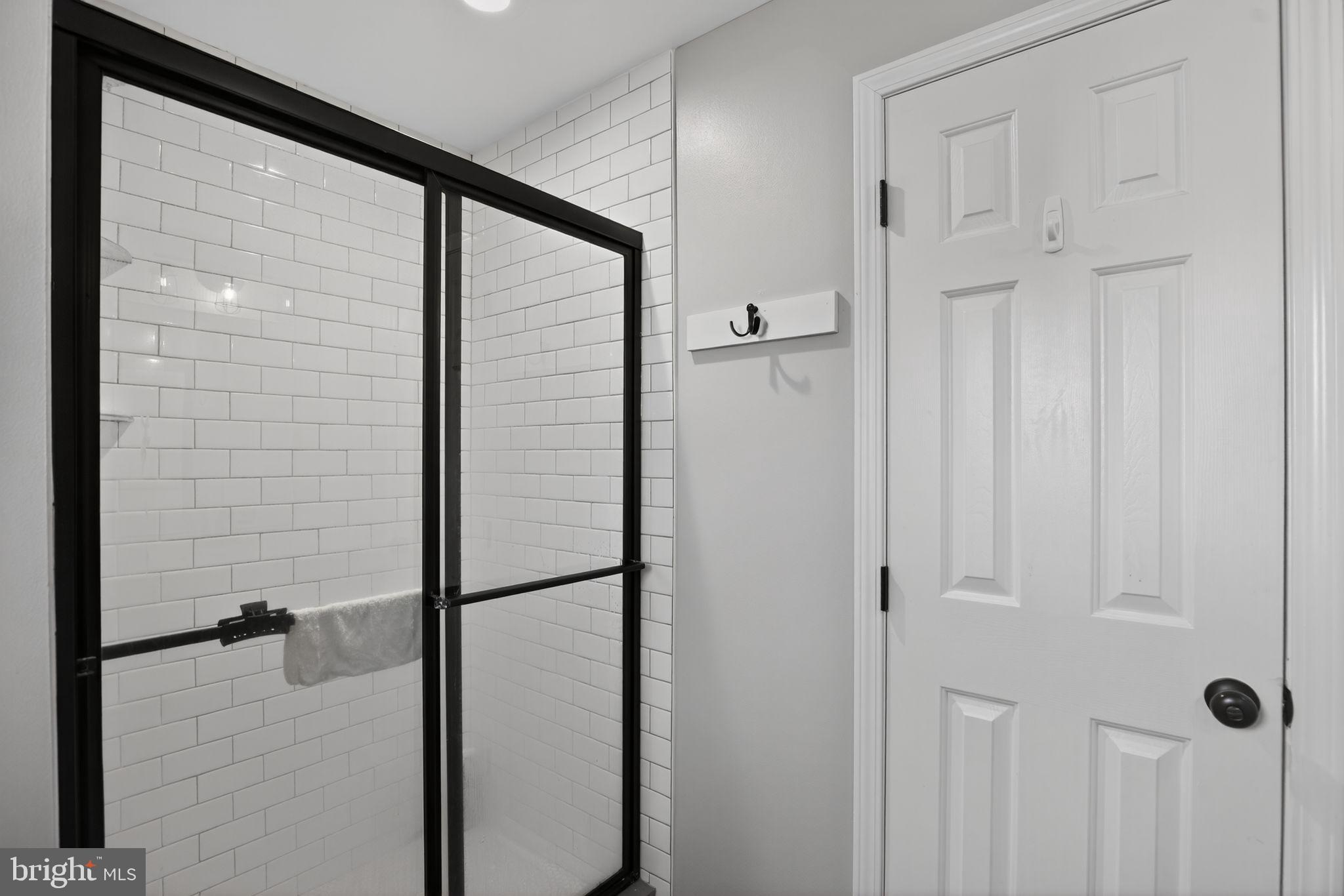 CEDAR BEACH - Residential