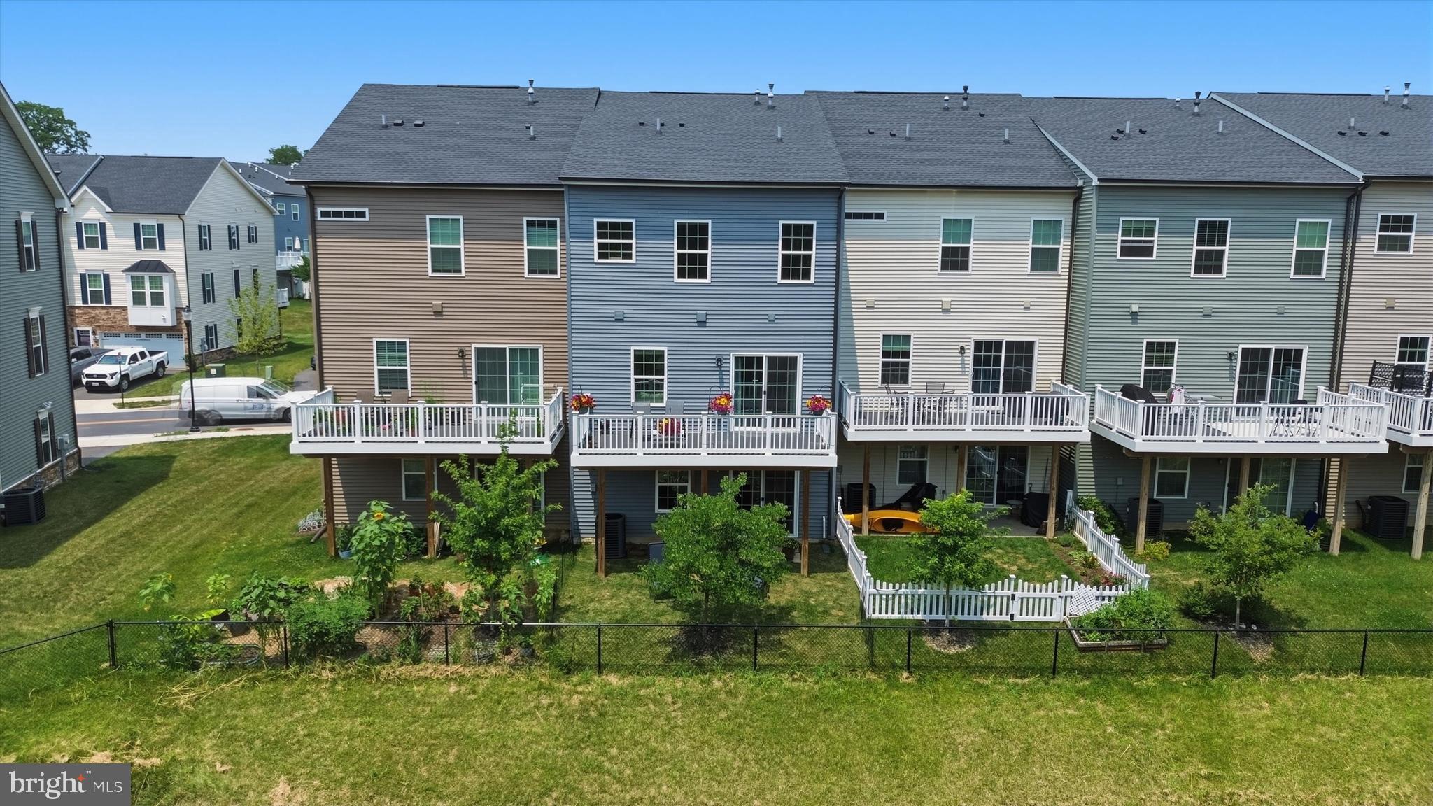 1736 ATLAS DRIVE