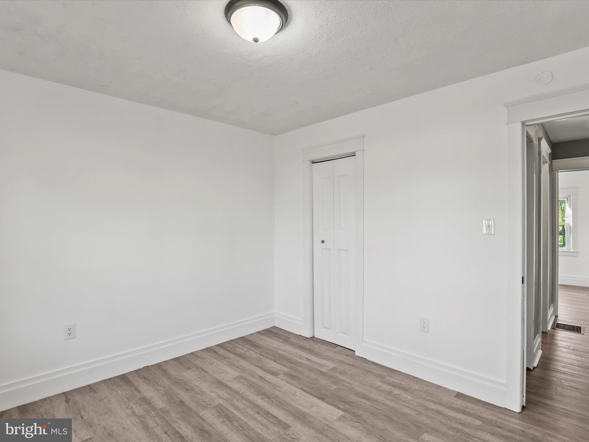 NEW OXFORD AREA - Residential