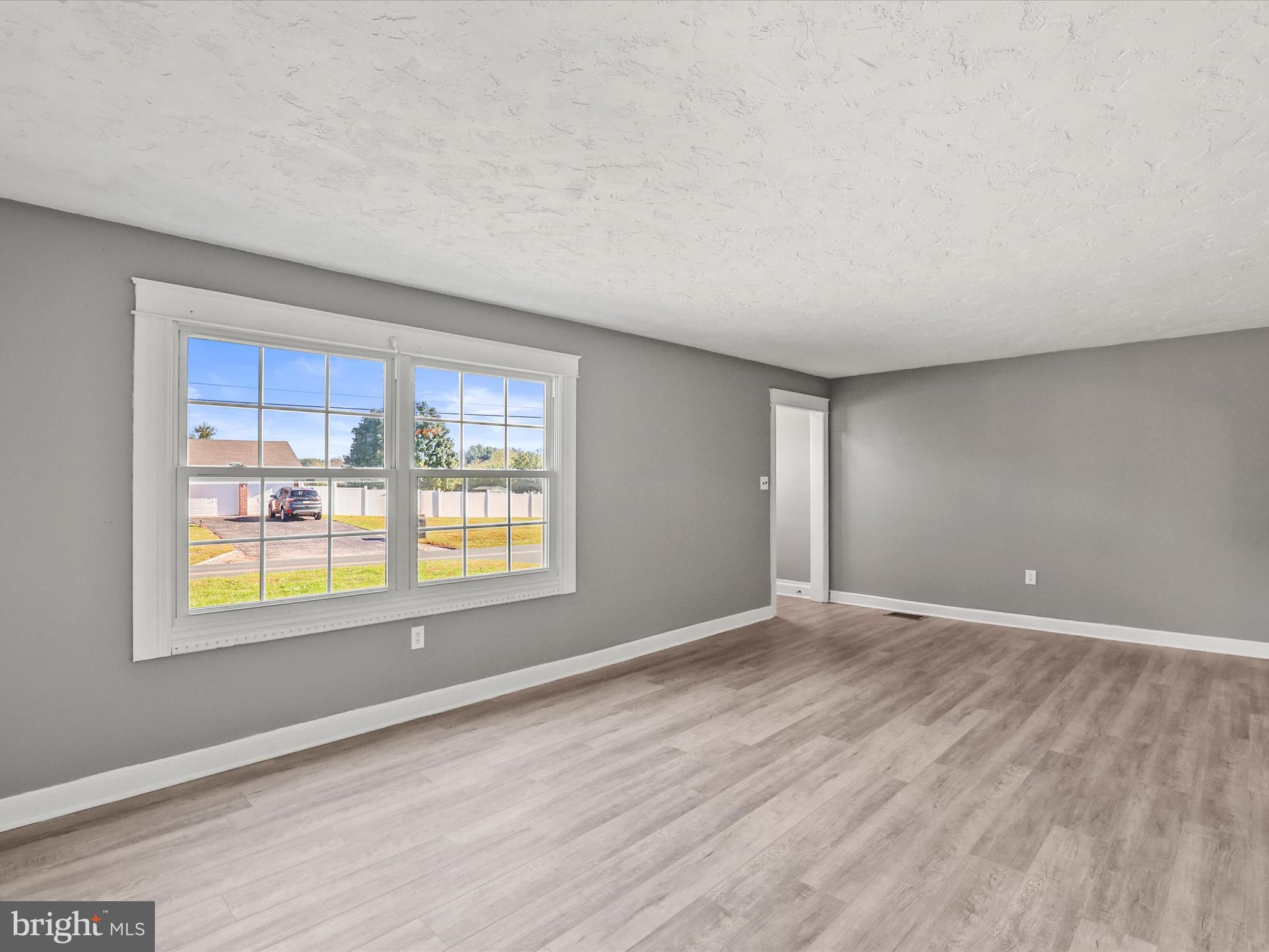 NEW OXFORD AREA - Residential