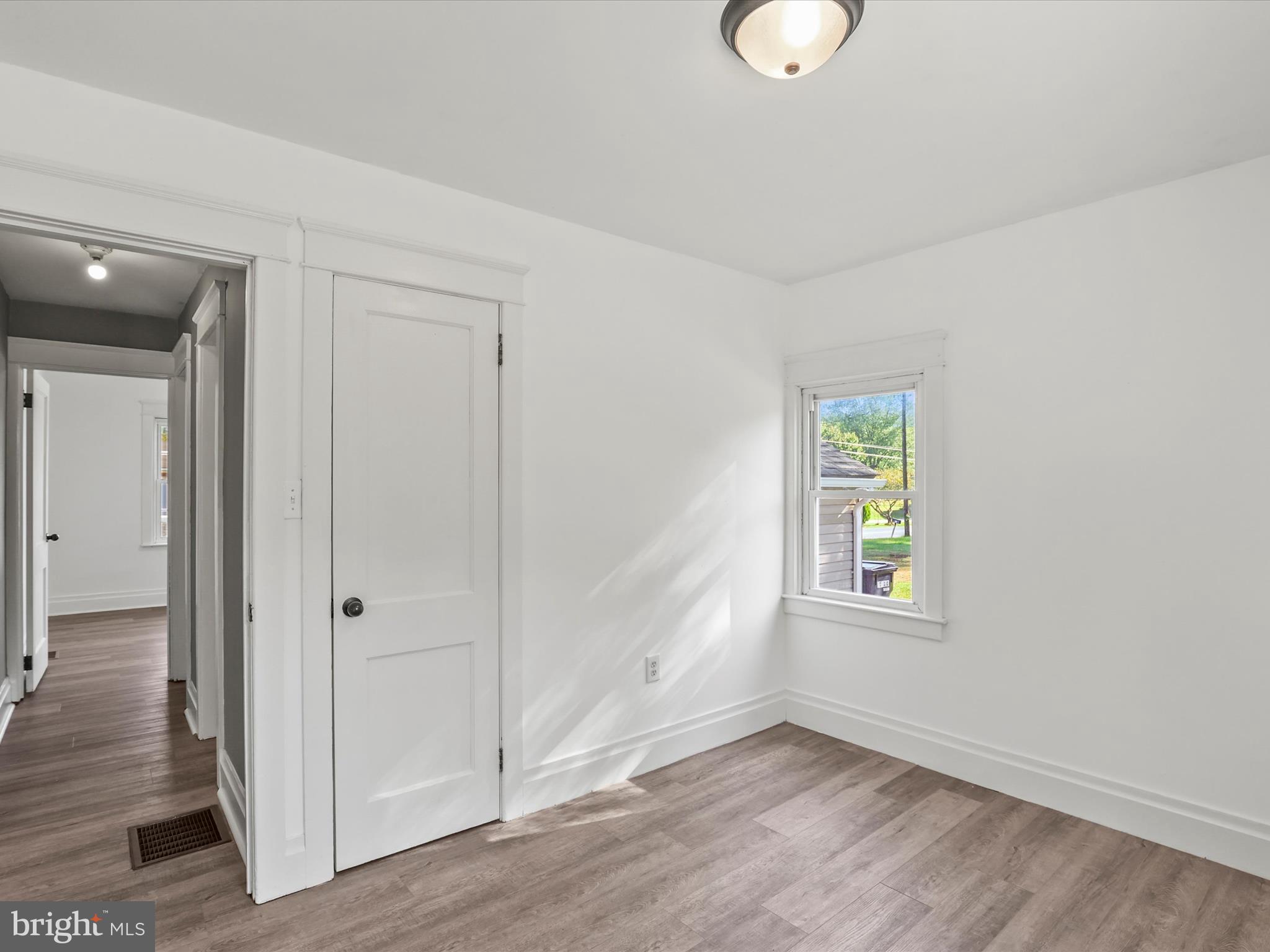 NEW OXFORD AREA - Residential