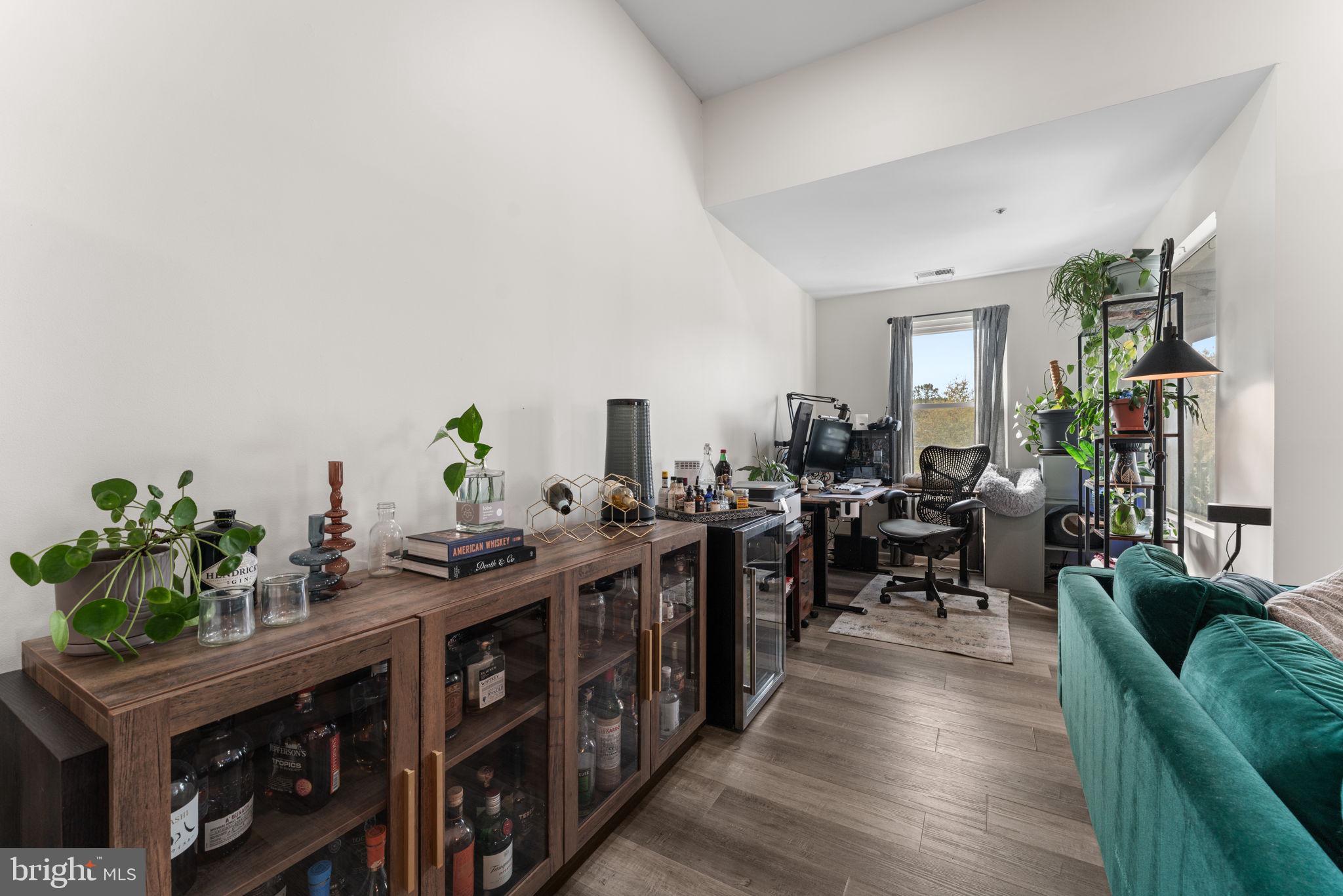 ANNAPOLIS OVERLOOK - Residential