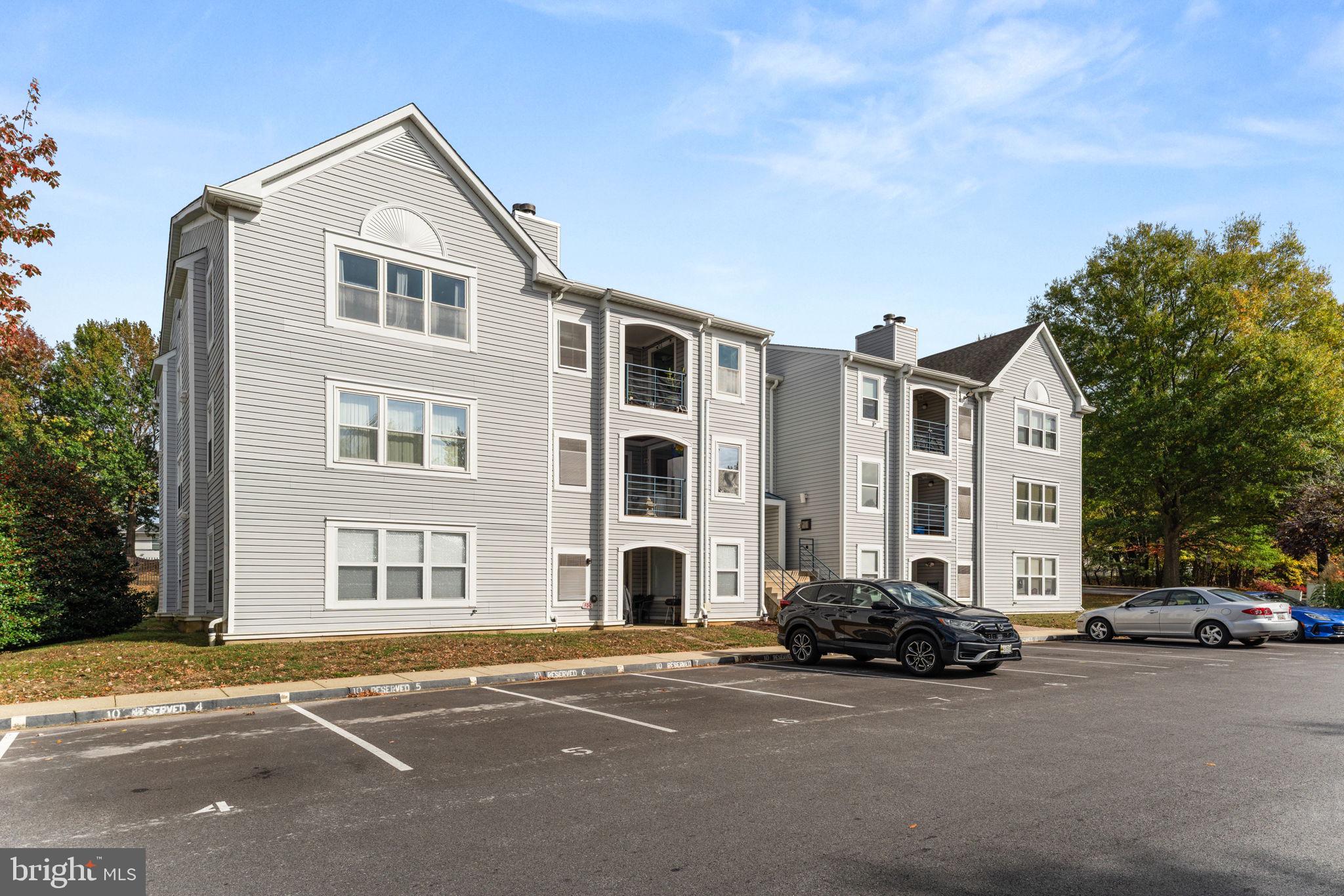 ANNAPOLIS OVERLOOK - Residential