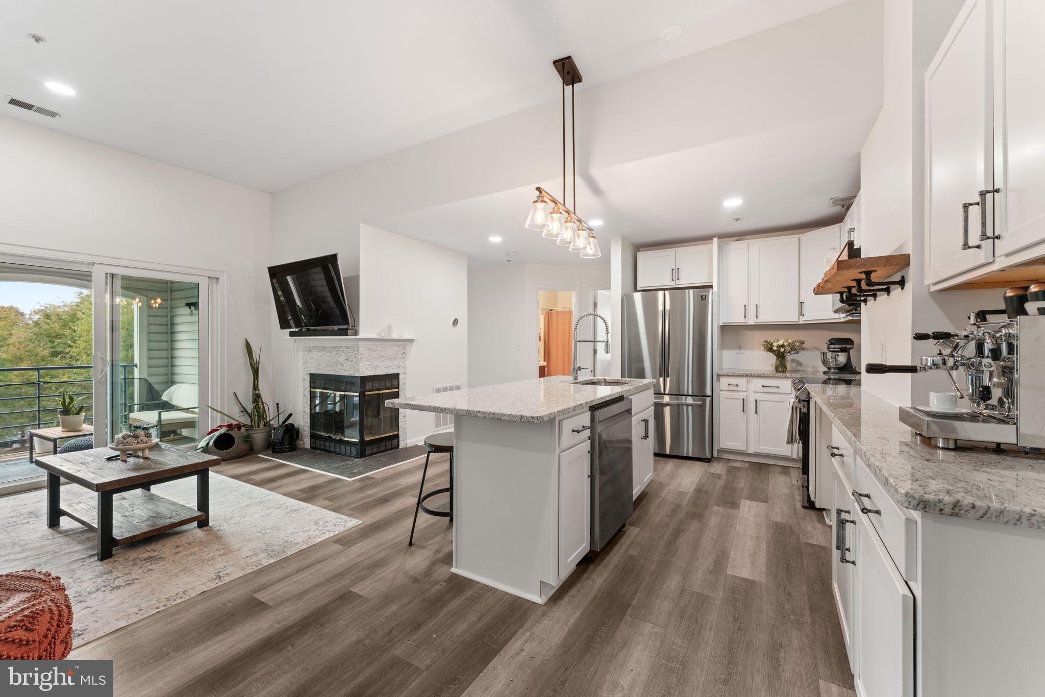 ANNAPOLIS OVERLOOK - Residential