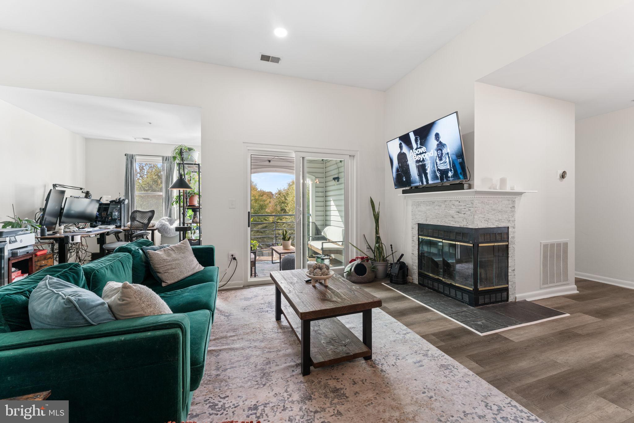 ANNAPOLIS OVERLOOK - Residential