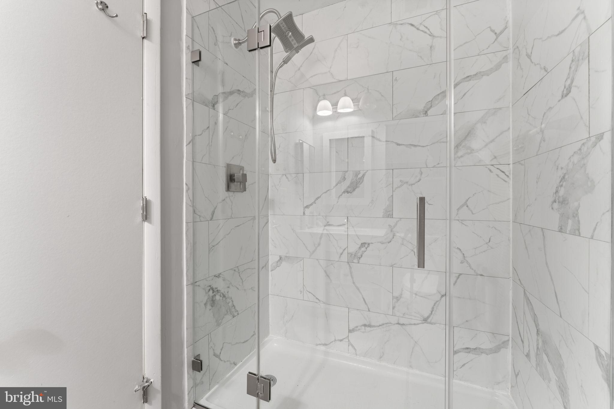 ANNAPOLIS OVERLOOK - Residential