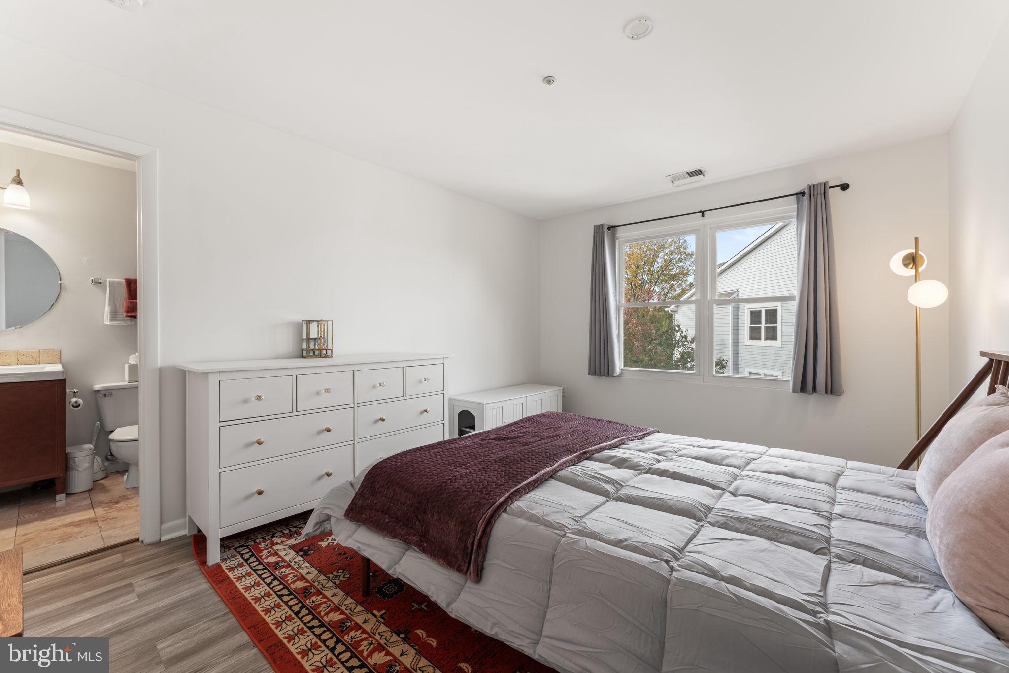 ANNAPOLIS OVERLOOK - Residential