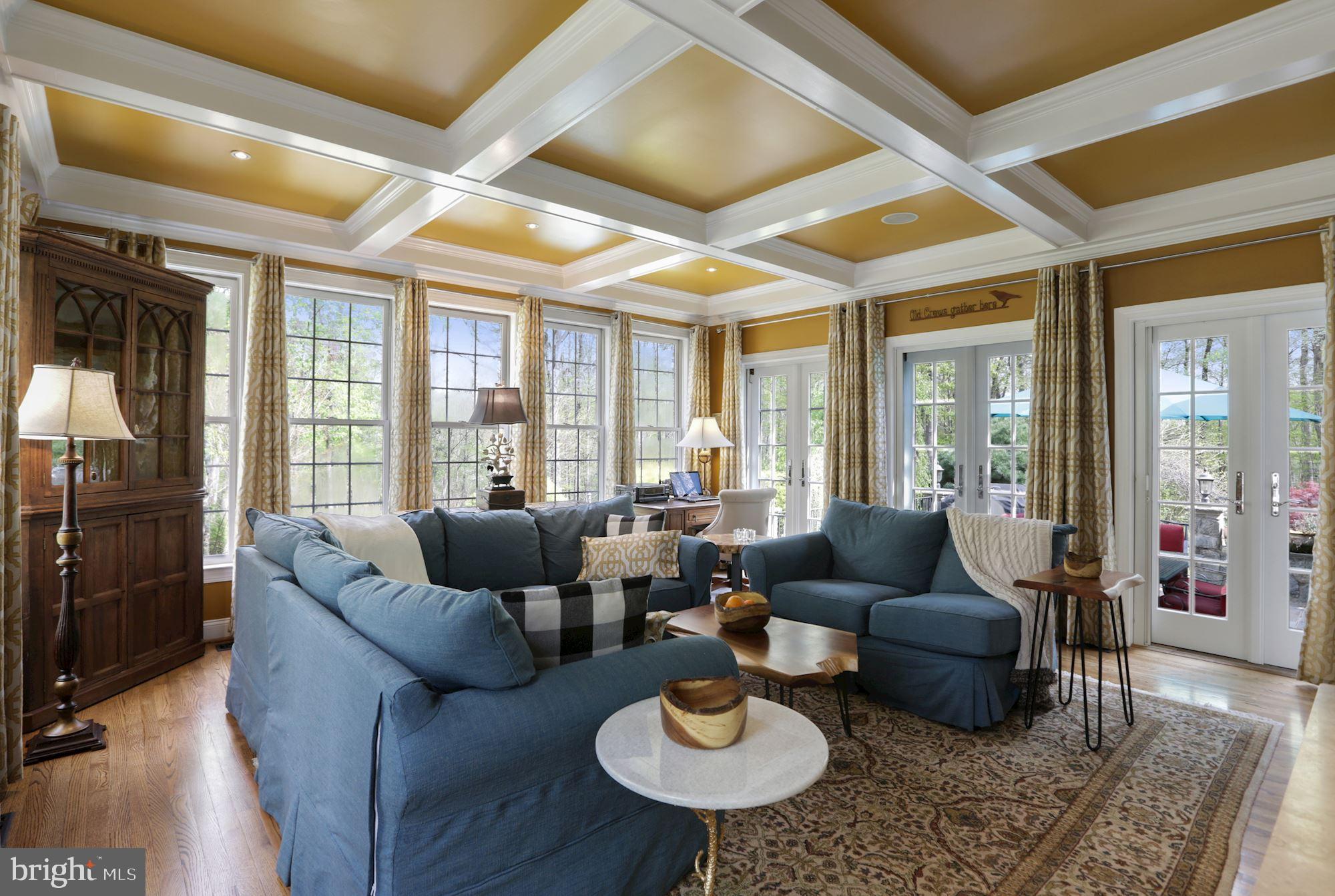 VIRGINIA RUN THE ESTATES - Residential