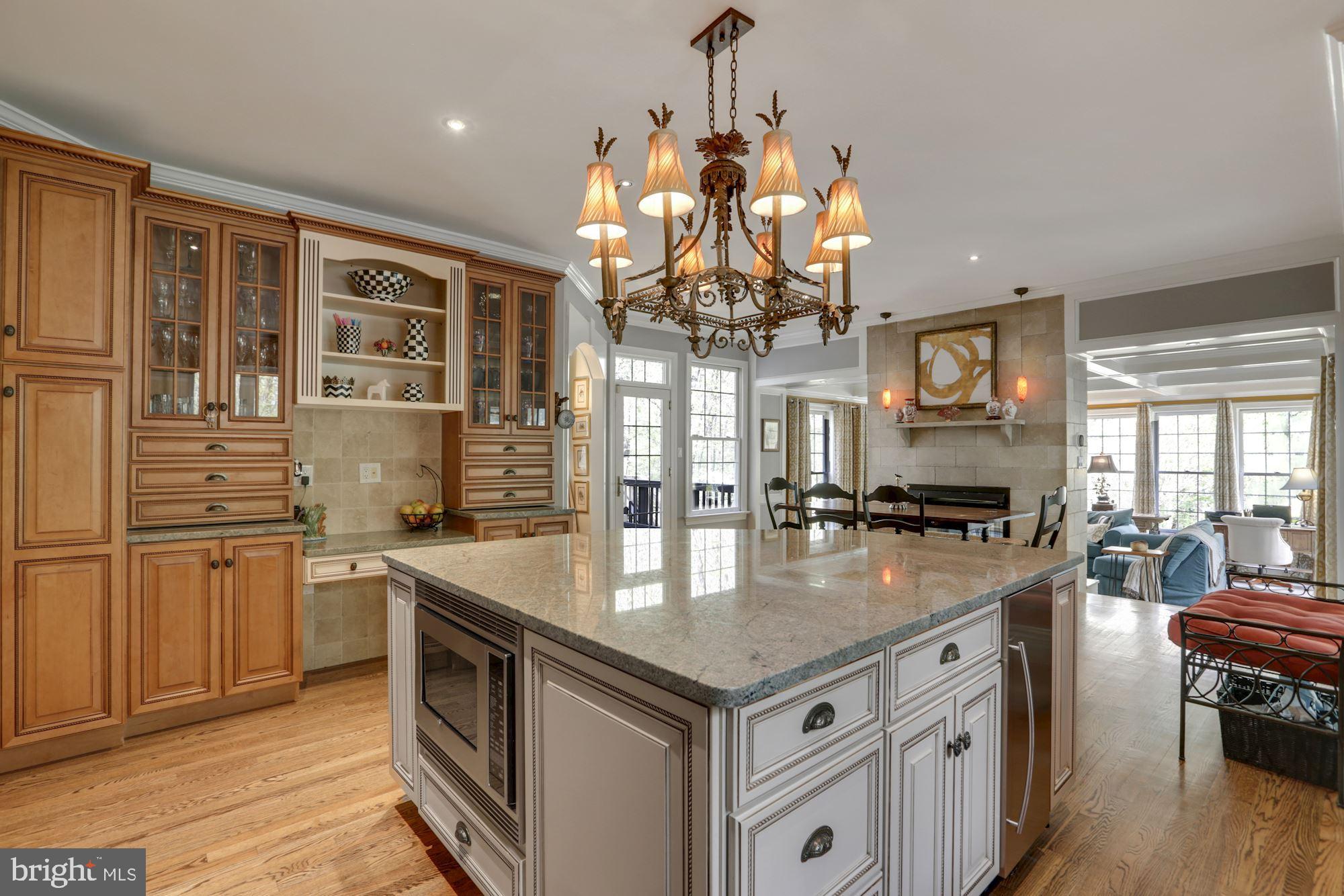 VIRGINIA RUN THE ESTATES - Residential