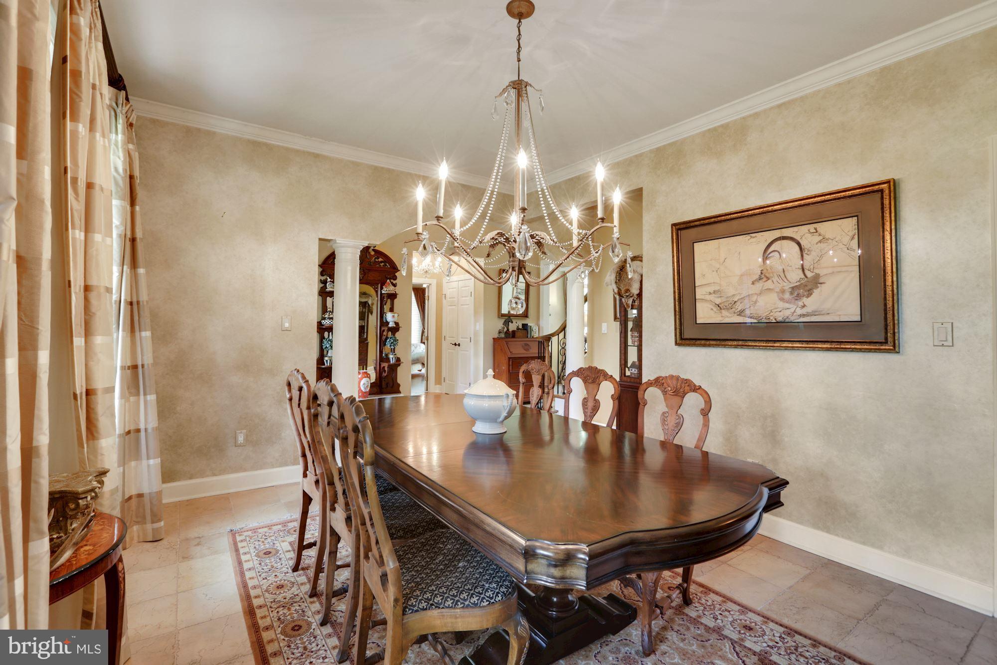 VIRGINIA RUN THE ESTATES - Residential