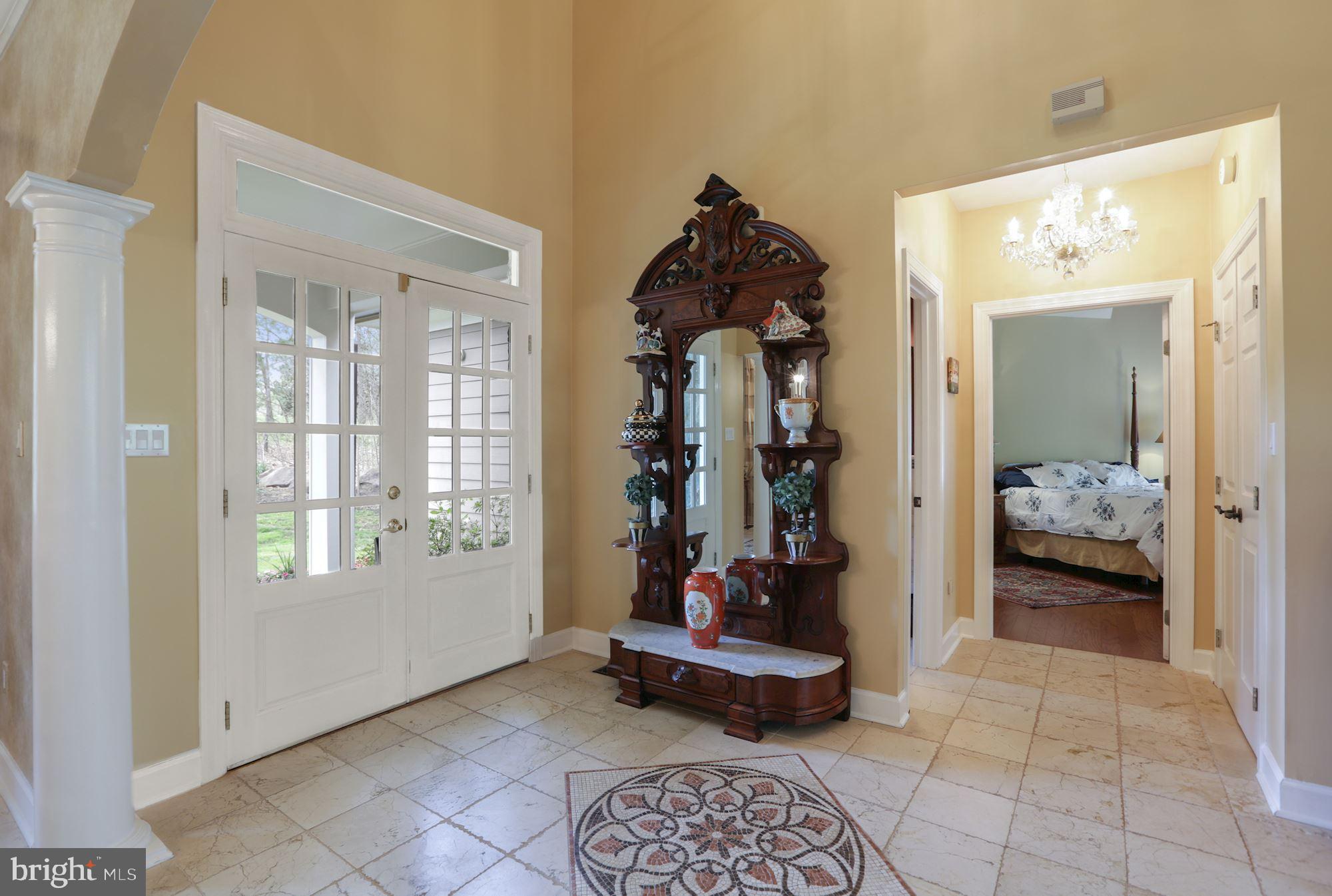 VIRGINIA RUN THE ESTATES - Residential