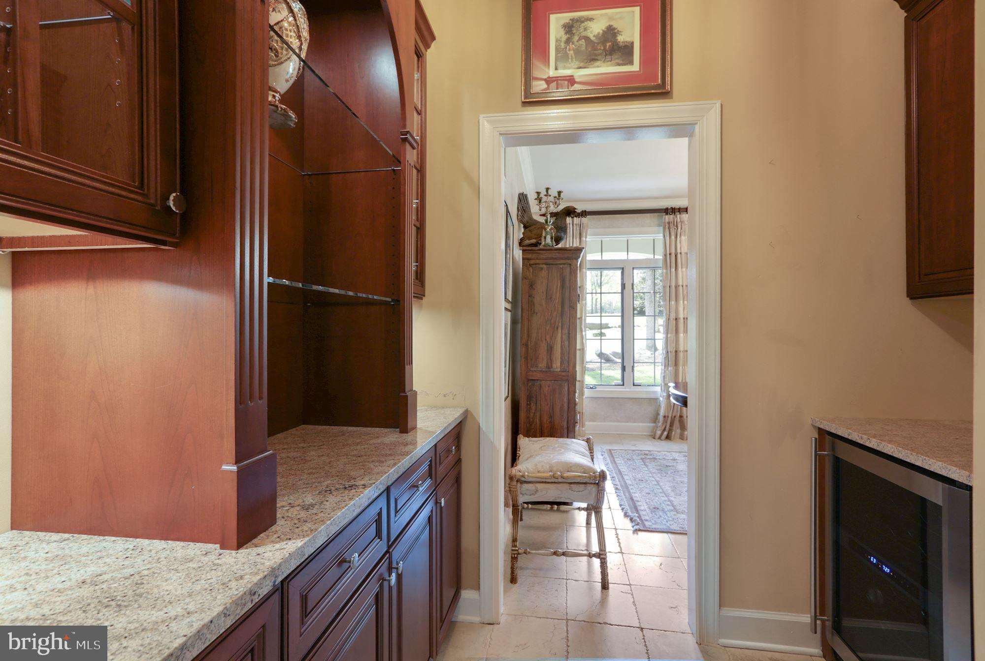 VIRGINIA RUN THE ESTATES - Residential