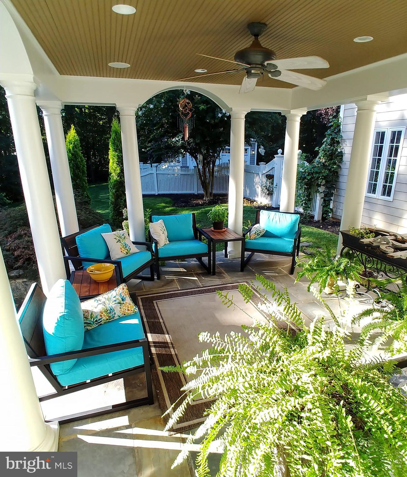 VIRGINIA RUN THE ESTATES - Residential