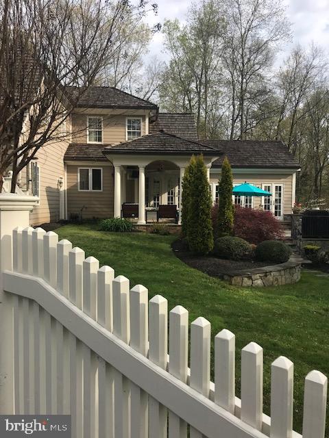 VIRGINIA RUN THE ESTATES - Residential