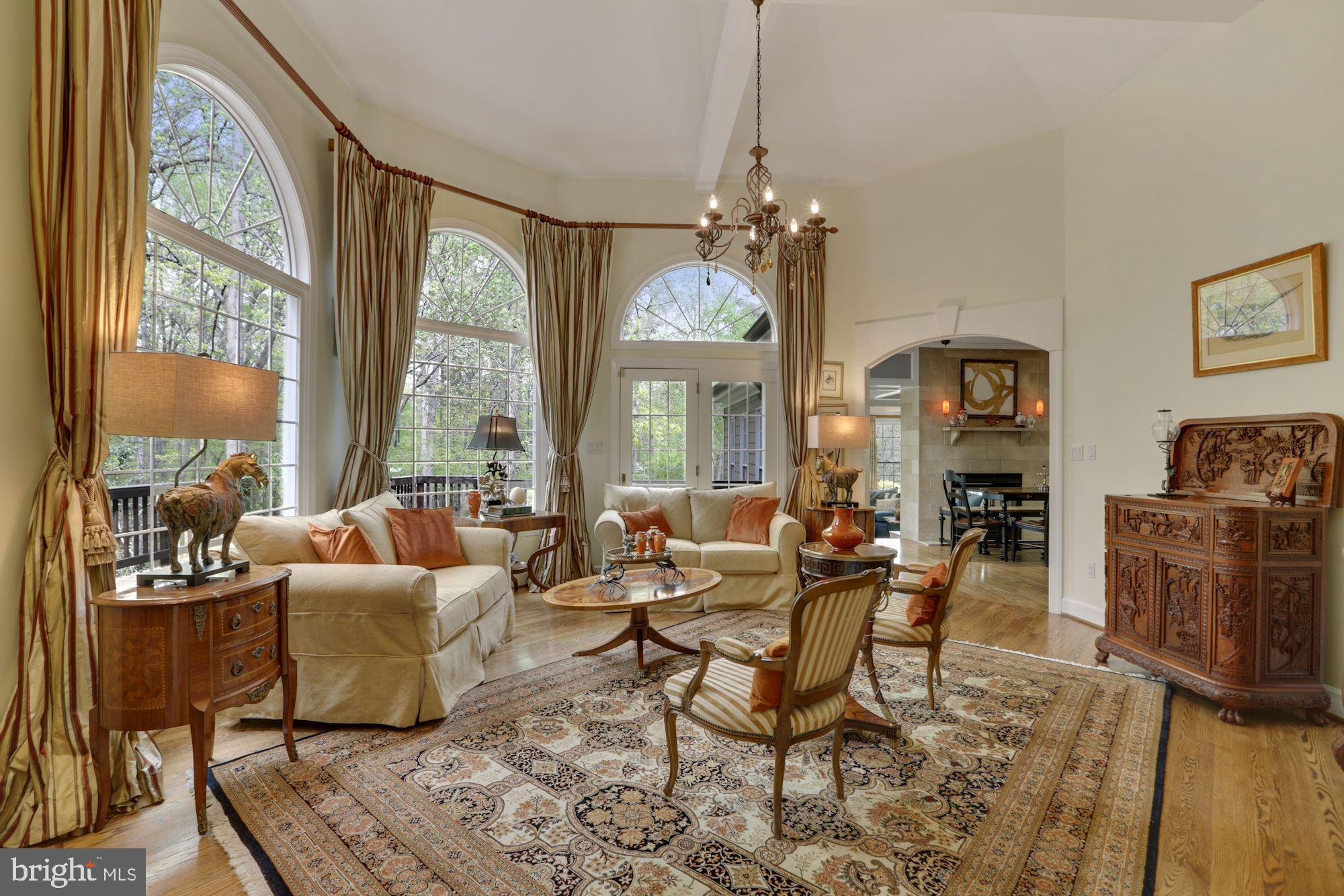 VIRGINIA RUN THE ESTATES - Residential