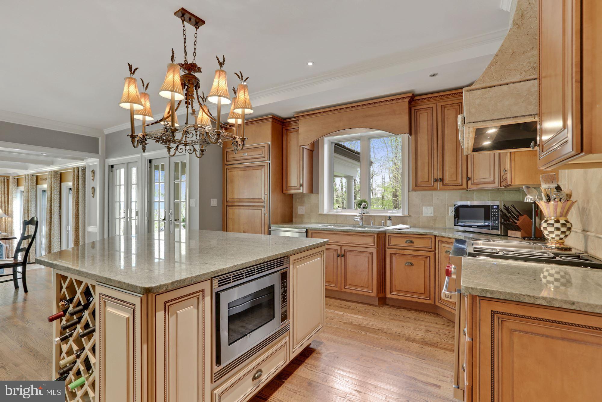 VIRGINIA RUN THE ESTATES - Residential