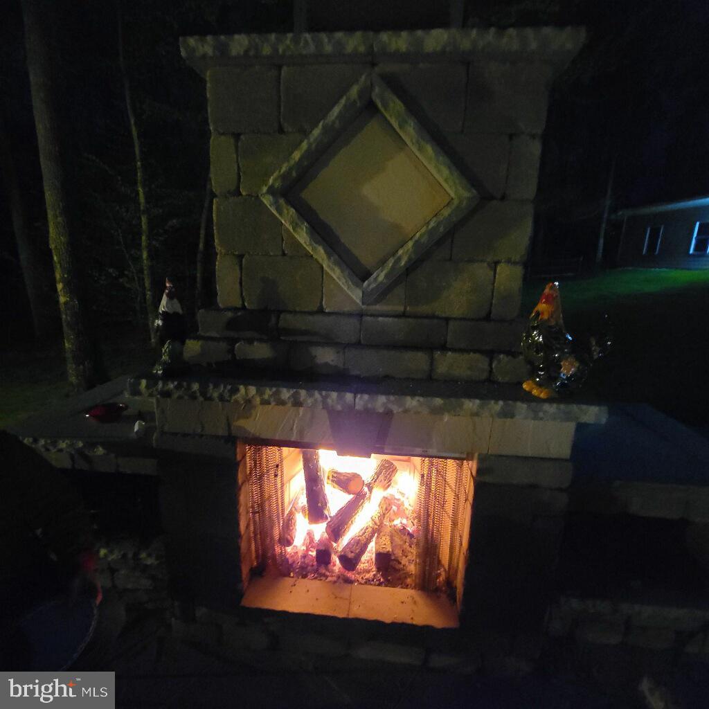 VIRGINIA RUN THE ESTATES - Residential